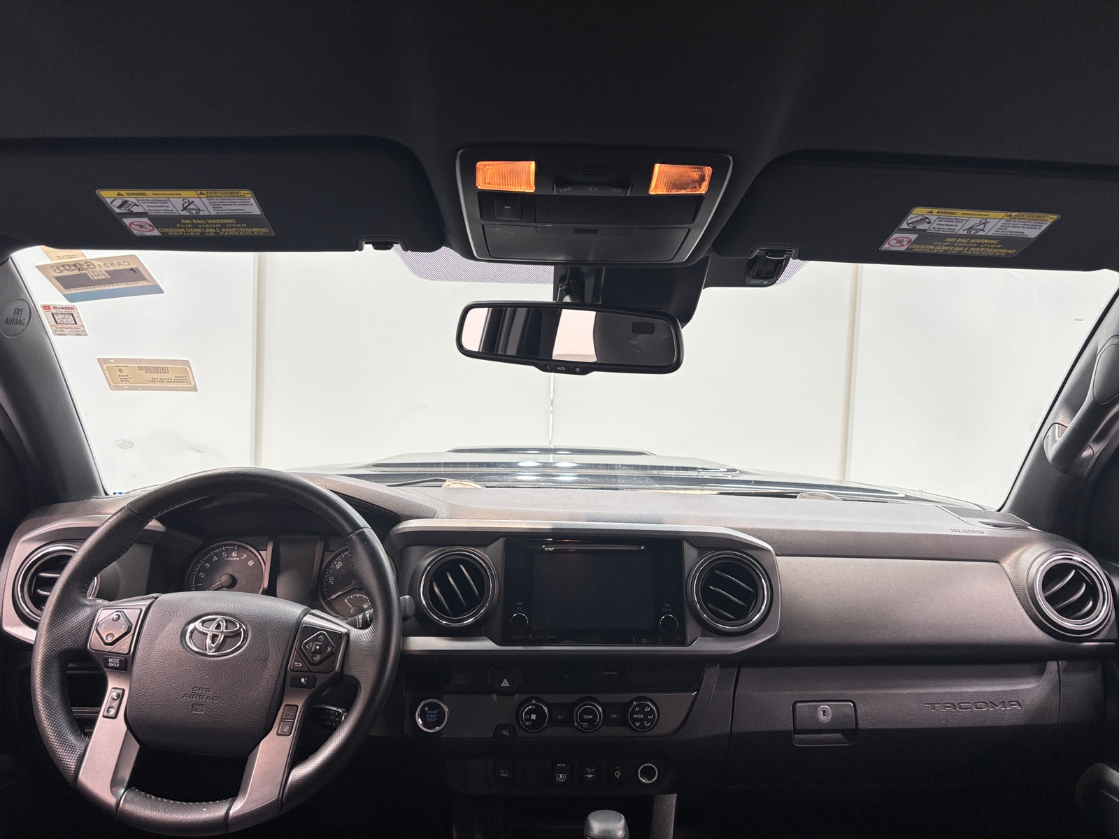 Thumbnail: 2018 Toyota Tacoma - 3