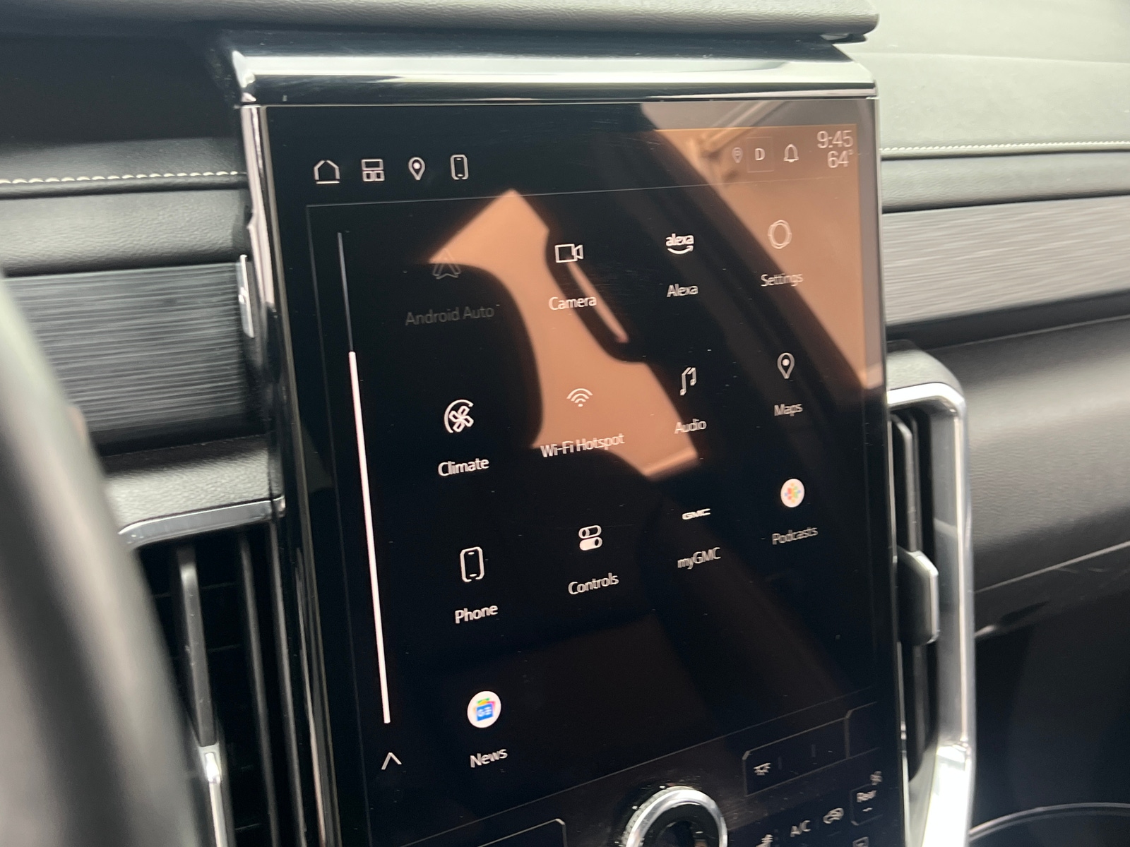 Thumbnail: 2024 GMC Acadia - 3