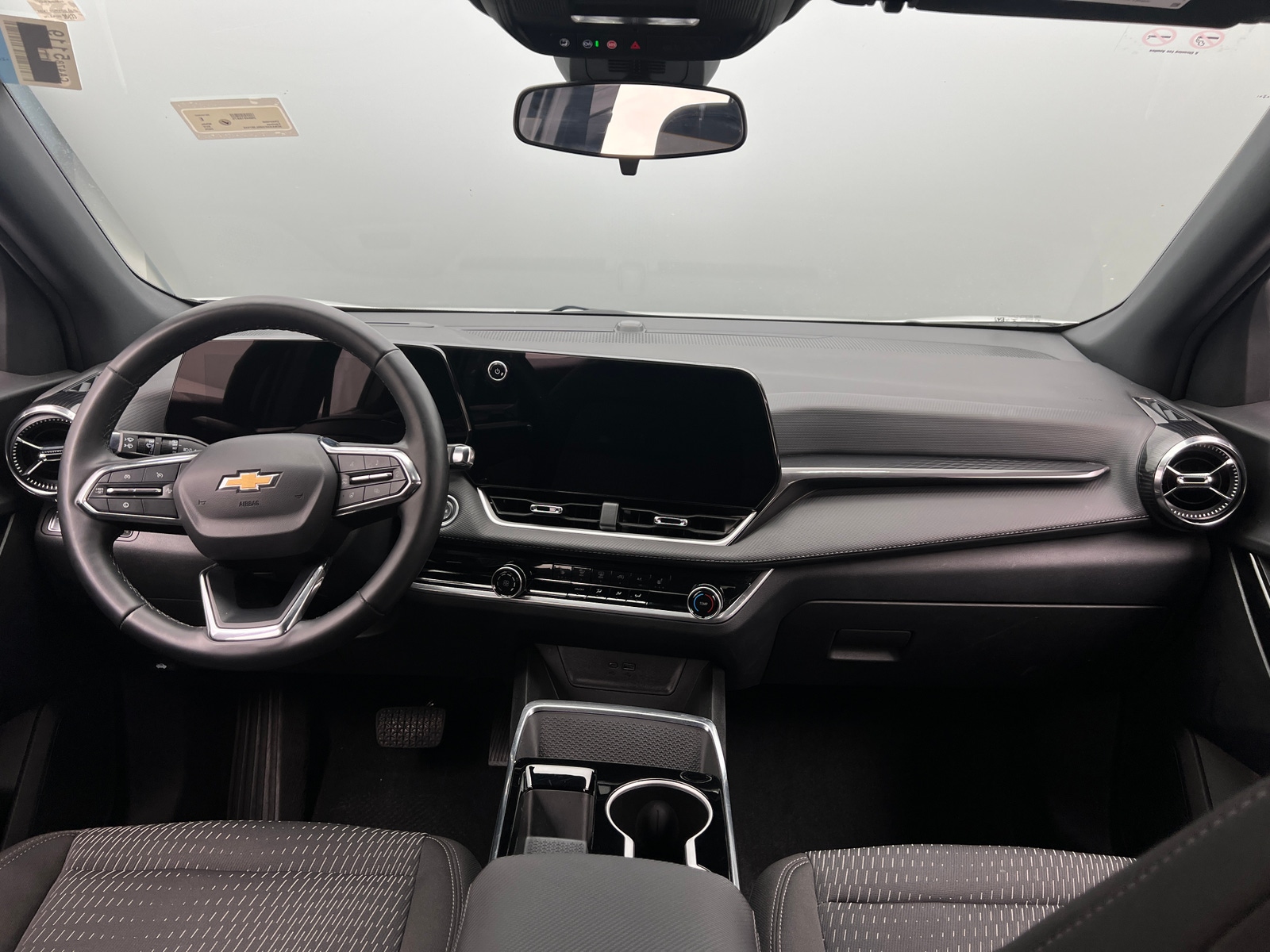 Thumbnail: 2025 Chevrolet Equinox - 3