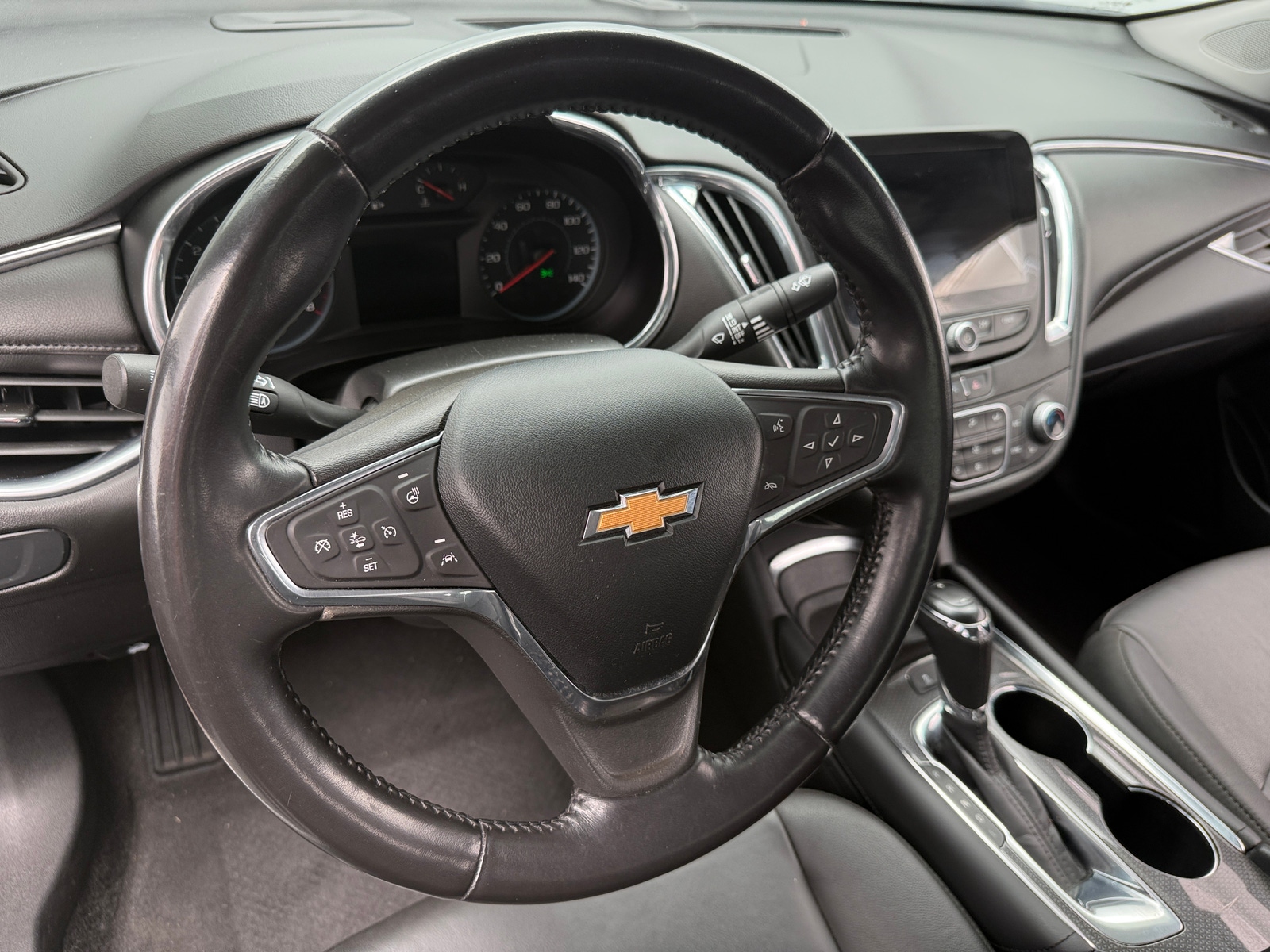 Thumbnail: 2020 Chevrolet Malibu - 5