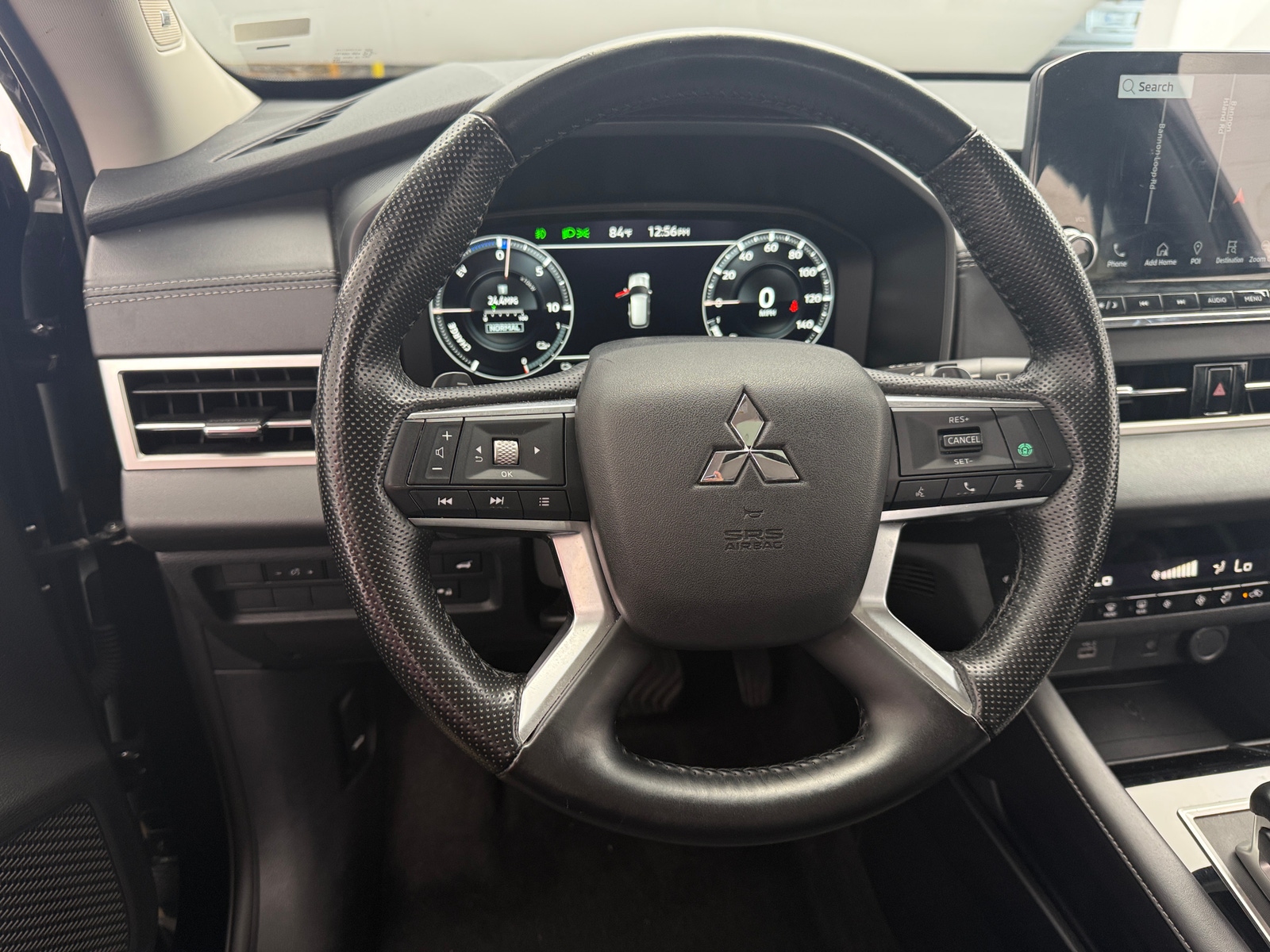 Thumbnail: 2024 Mitsubishi Outlander - 4
