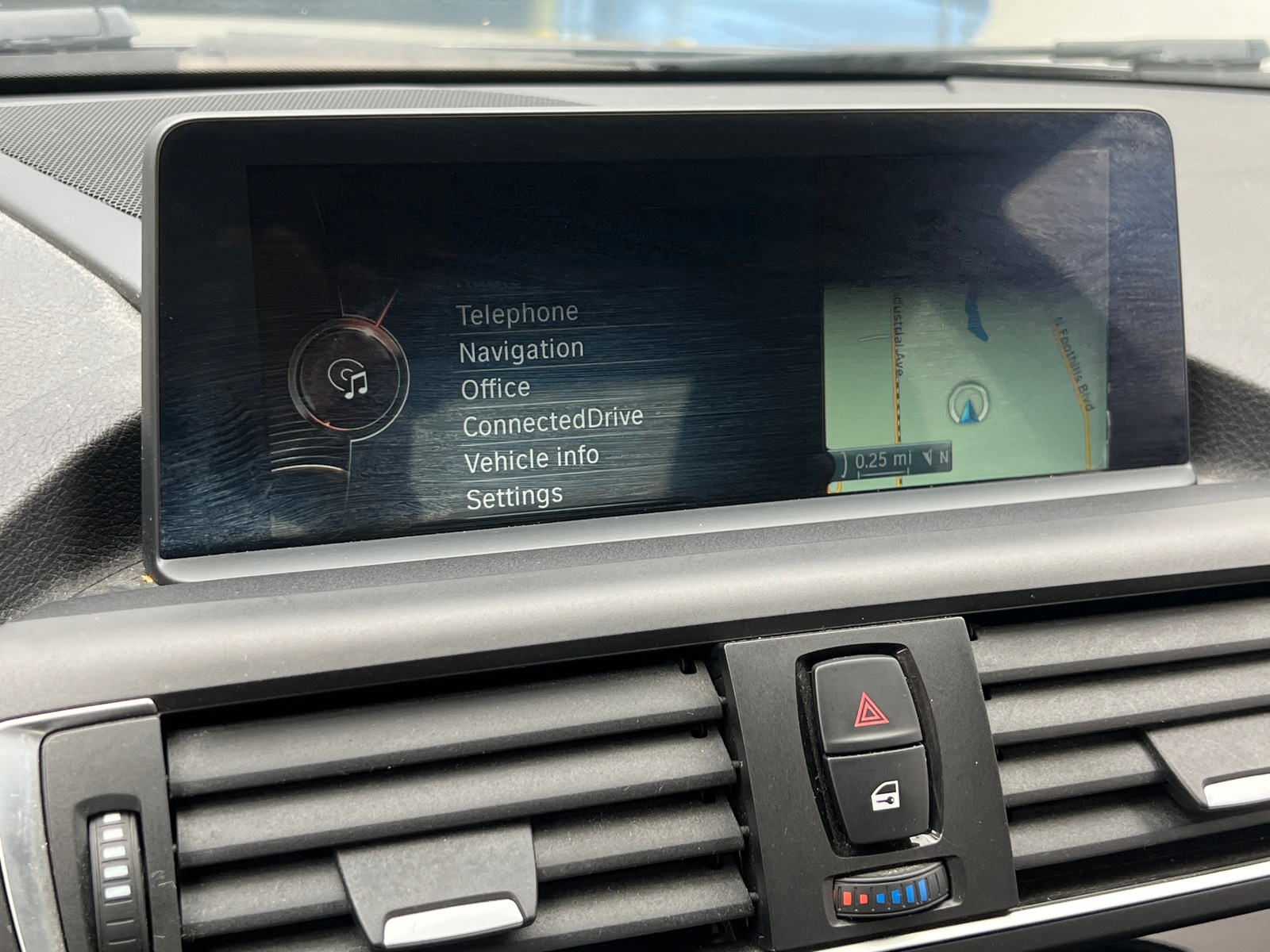 Thumbnail: 2016 BMW 2 Series - 2