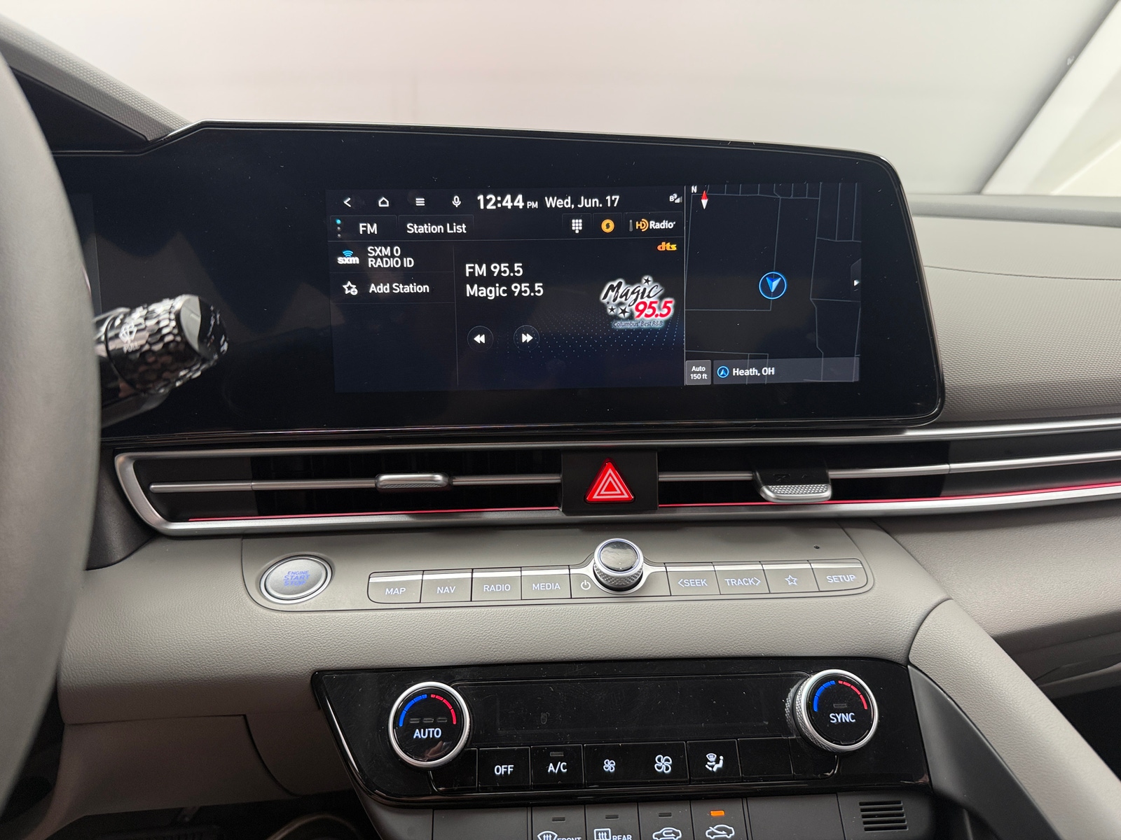 Thumbnail: 2024 Hyundai Elantra - 4