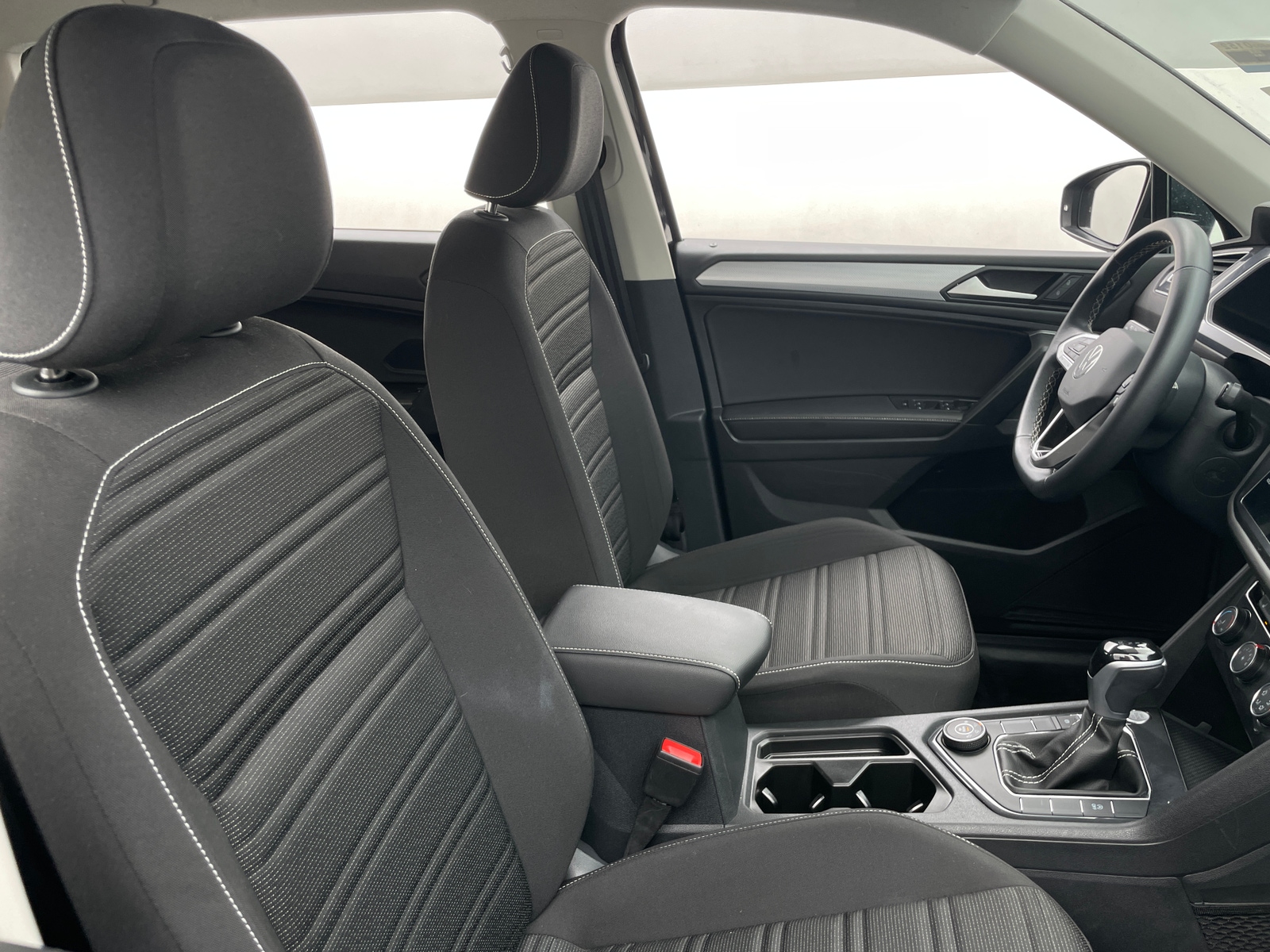 Thumbnail: 2024 Volkswagen Tiguan - 2