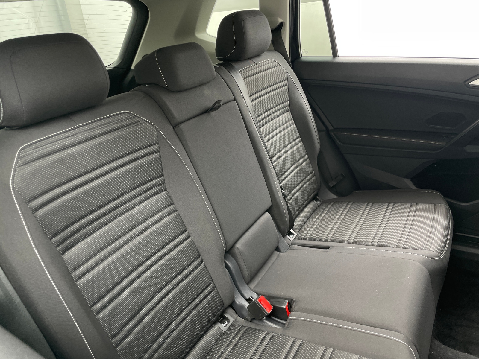 Thumbnail: 2024 Volkswagen Tiguan - 6
