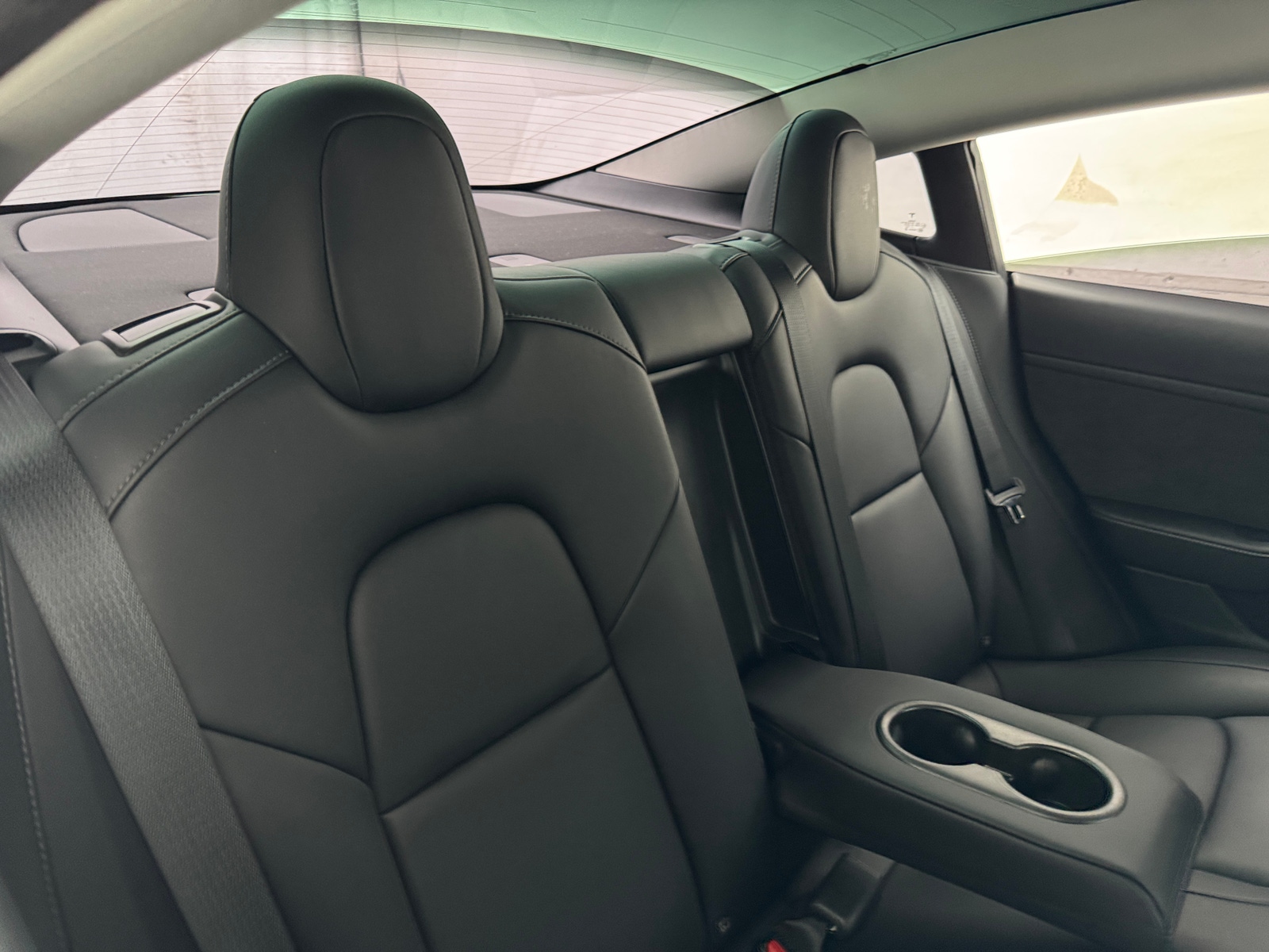 Thumbnail: 2022 Tesla Model 3 - 5