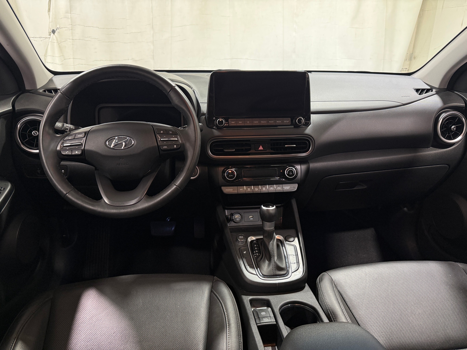 Thumbnail: 2022 Hyundai Kona - 2