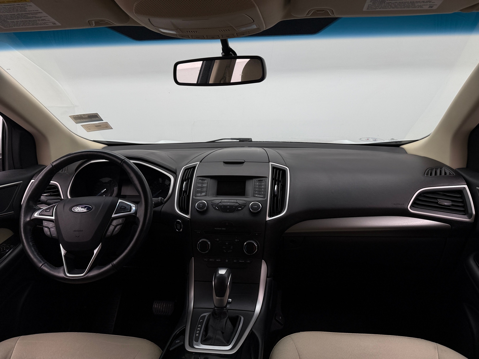 Thumbnail: 2015 Ford Edge - 3
