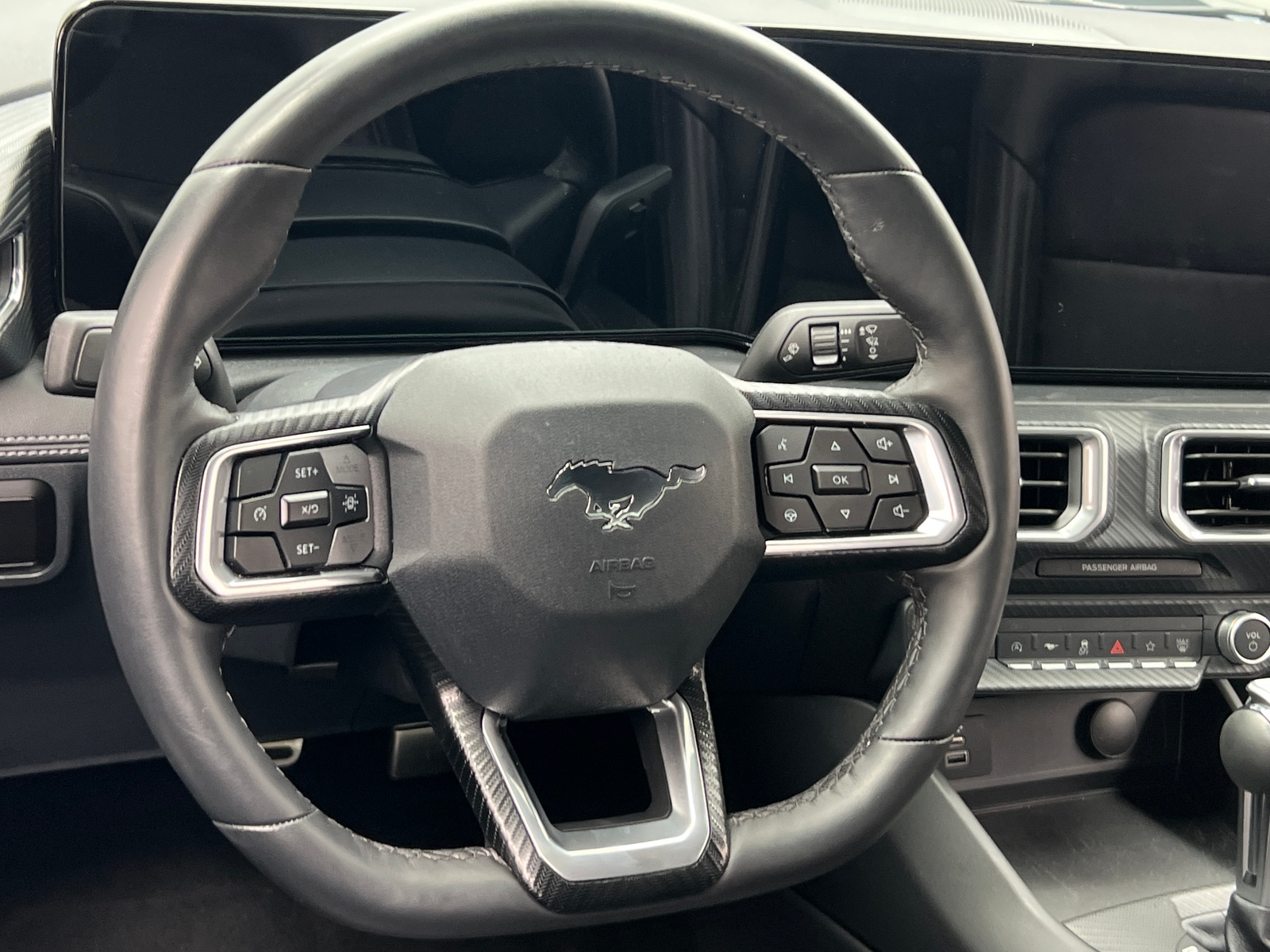 Thumbnail: 2025 Ford Mustang - 3