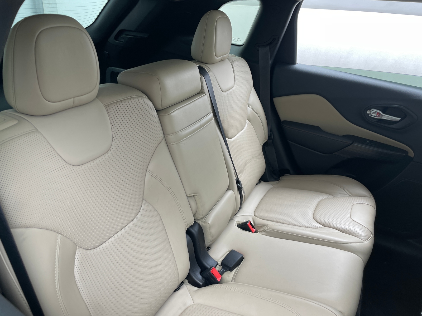 Thumbnail: 2015 Jeep Cherokee - 5