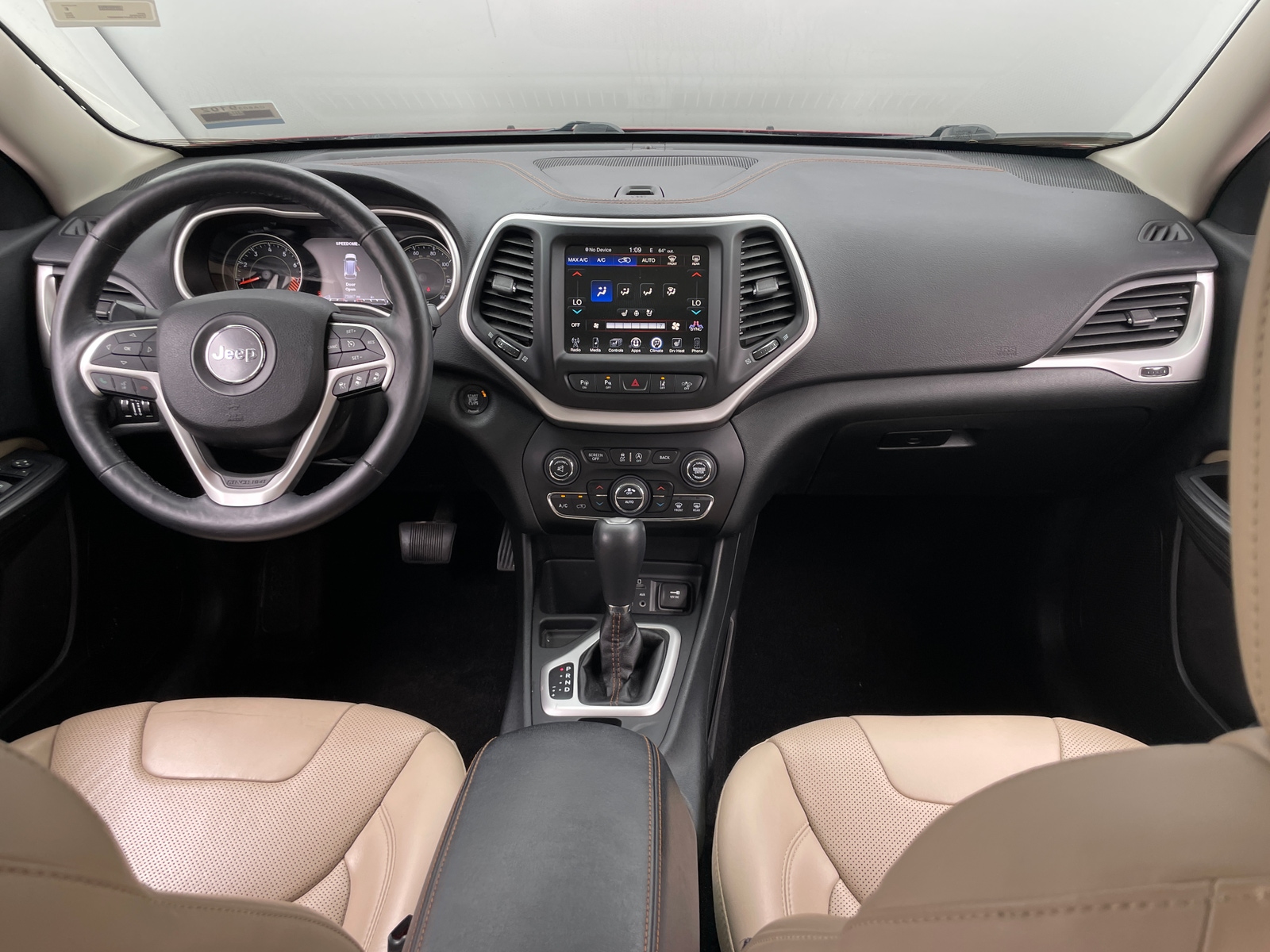 Thumbnail: 2015 Jeep Cherokee - 2