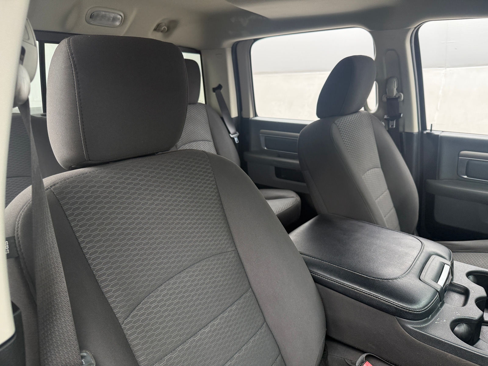 Thumbnail: 2019 RAM 1500 Classic - 2
