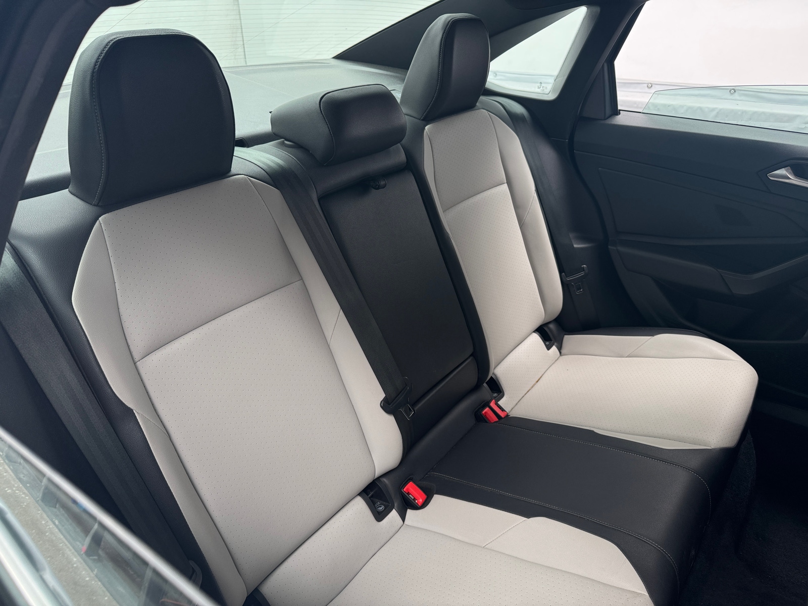 Thumbnail: 2021 Volkswagen Jetta - 6