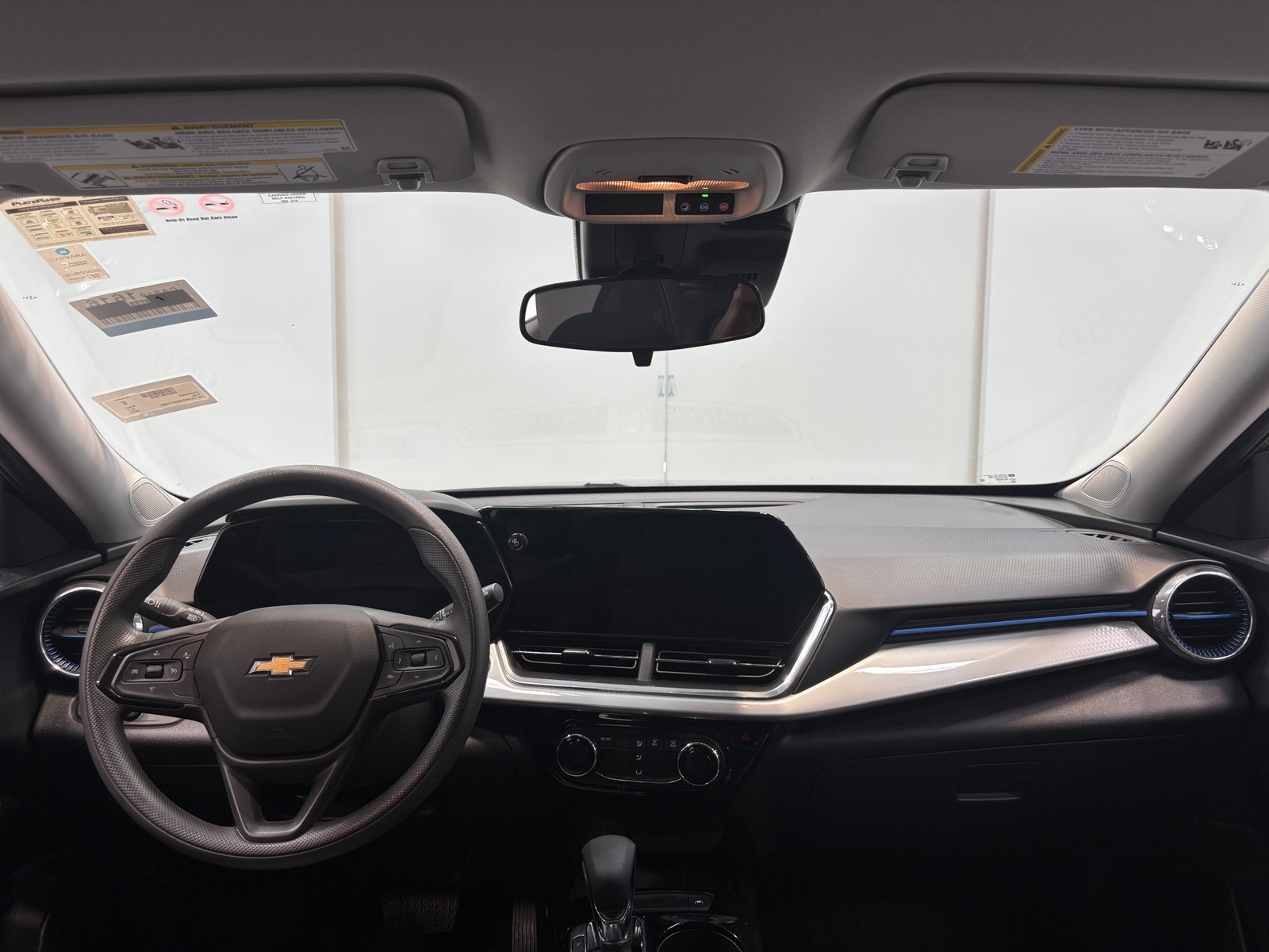 Thumbnail: 2025 Chevrolet Trax - 3