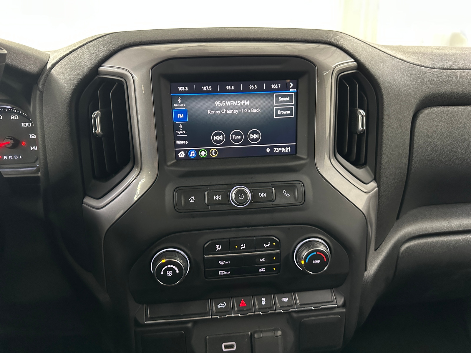 Thumbnail: 2020 Chevrolet Silverado 1500 - 4