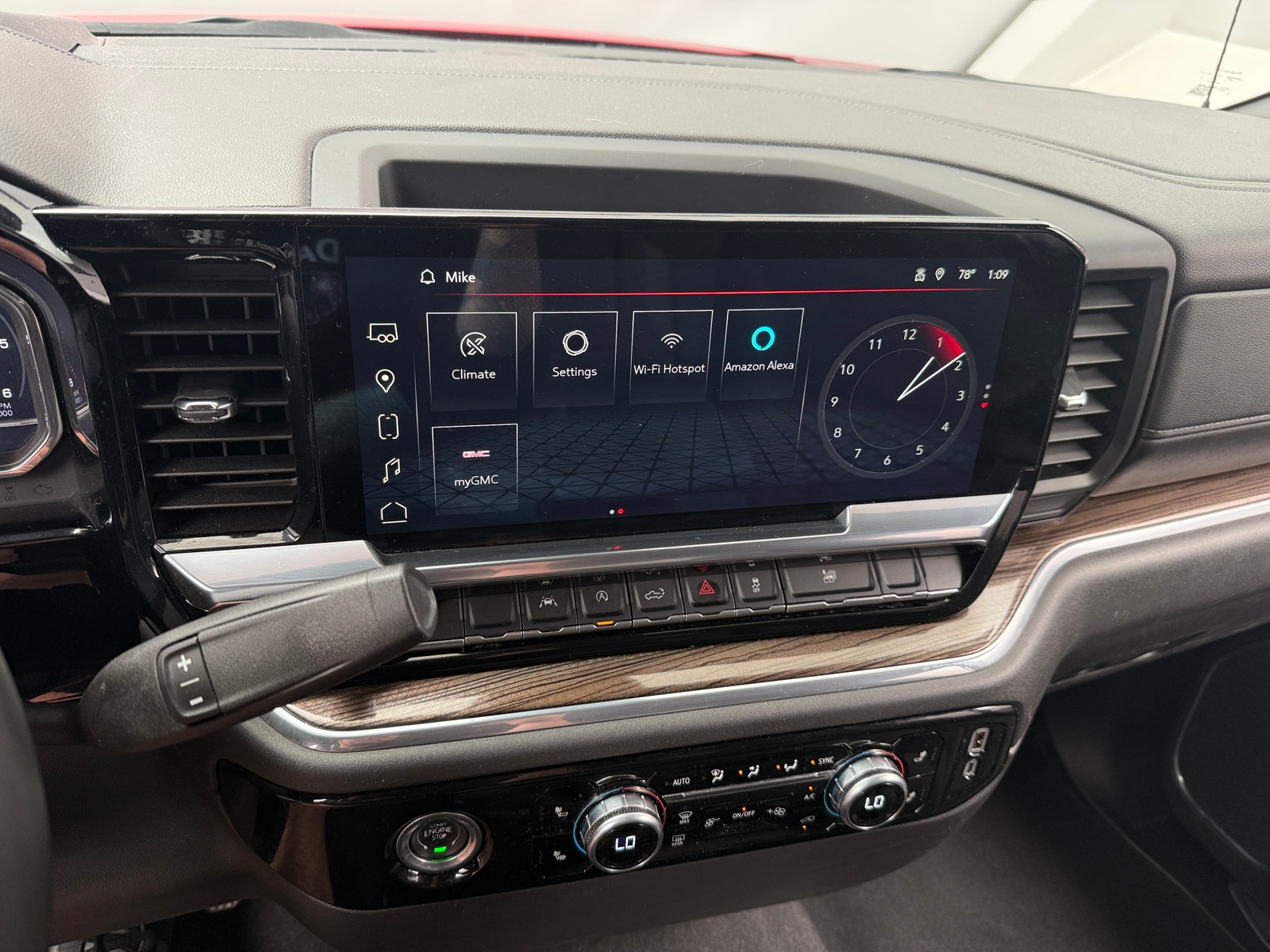 Thumbnail: 2024 GMC Sierra 1500 - 4
