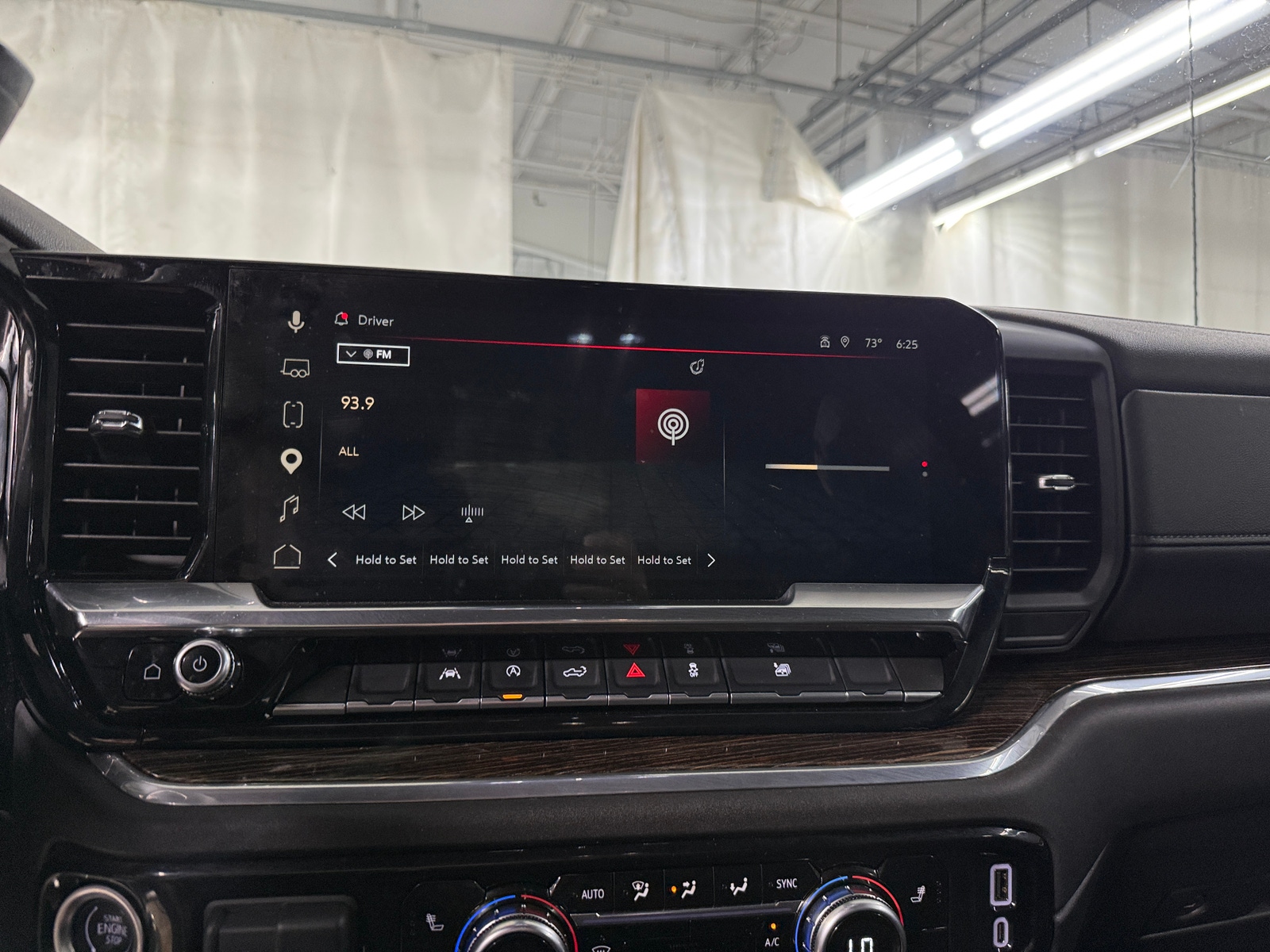 Thumbnail: 2025 GMC Sierra 1500 - 4
