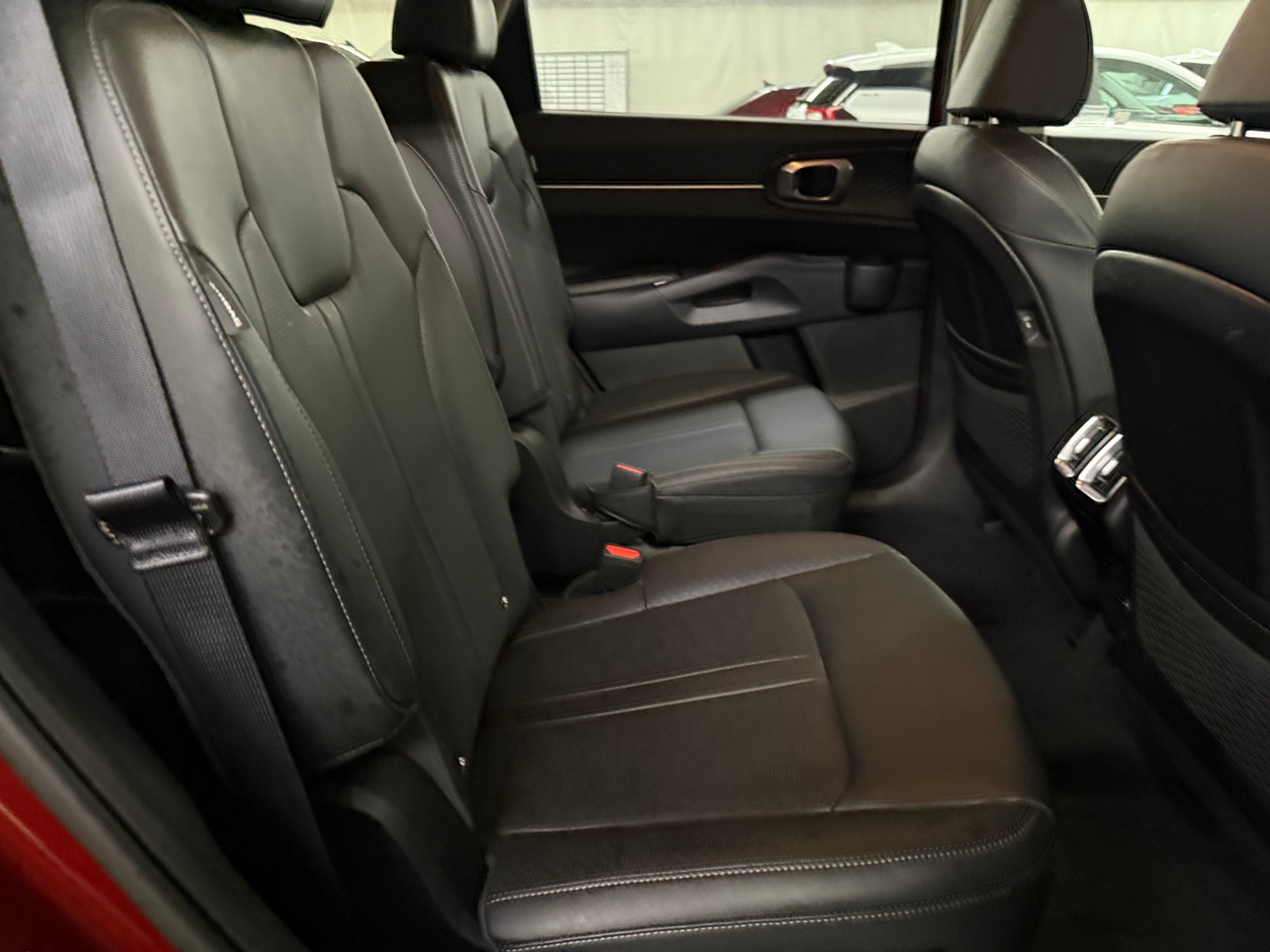 Thumbnail: 2025 Kia Sorento - 5