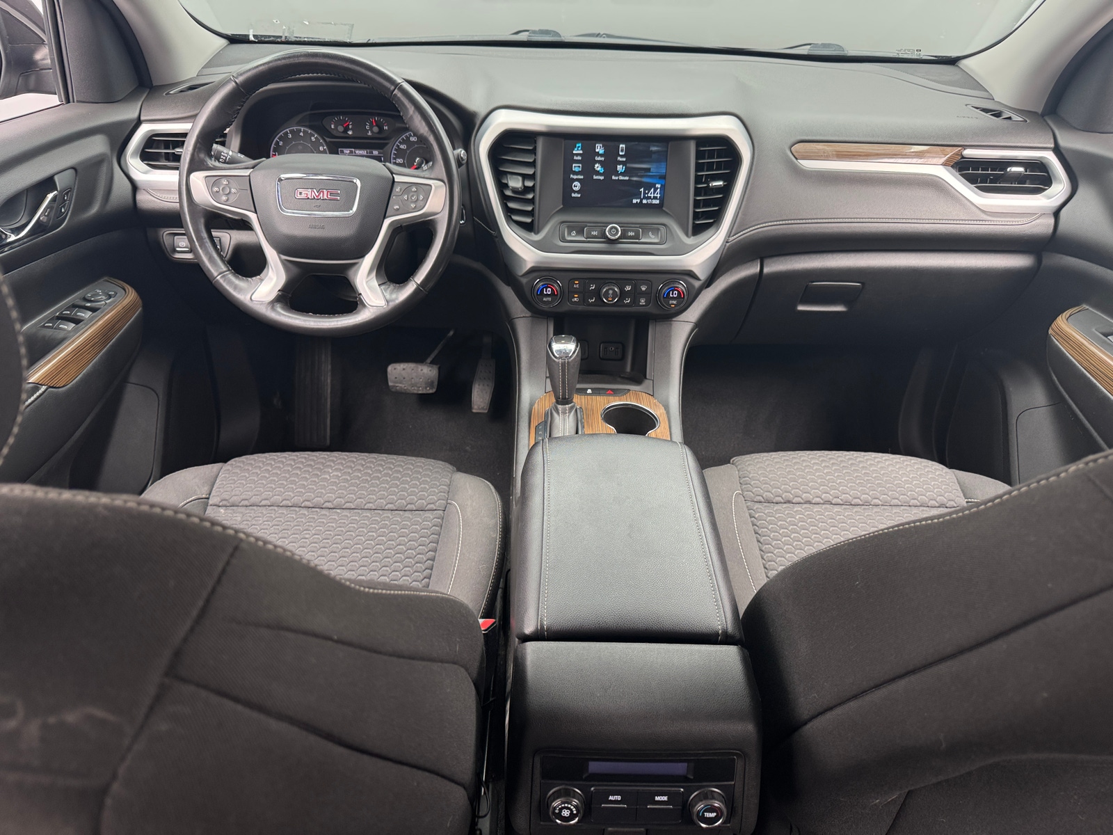 Thumbnail: 2019 GMC Acadia - 3