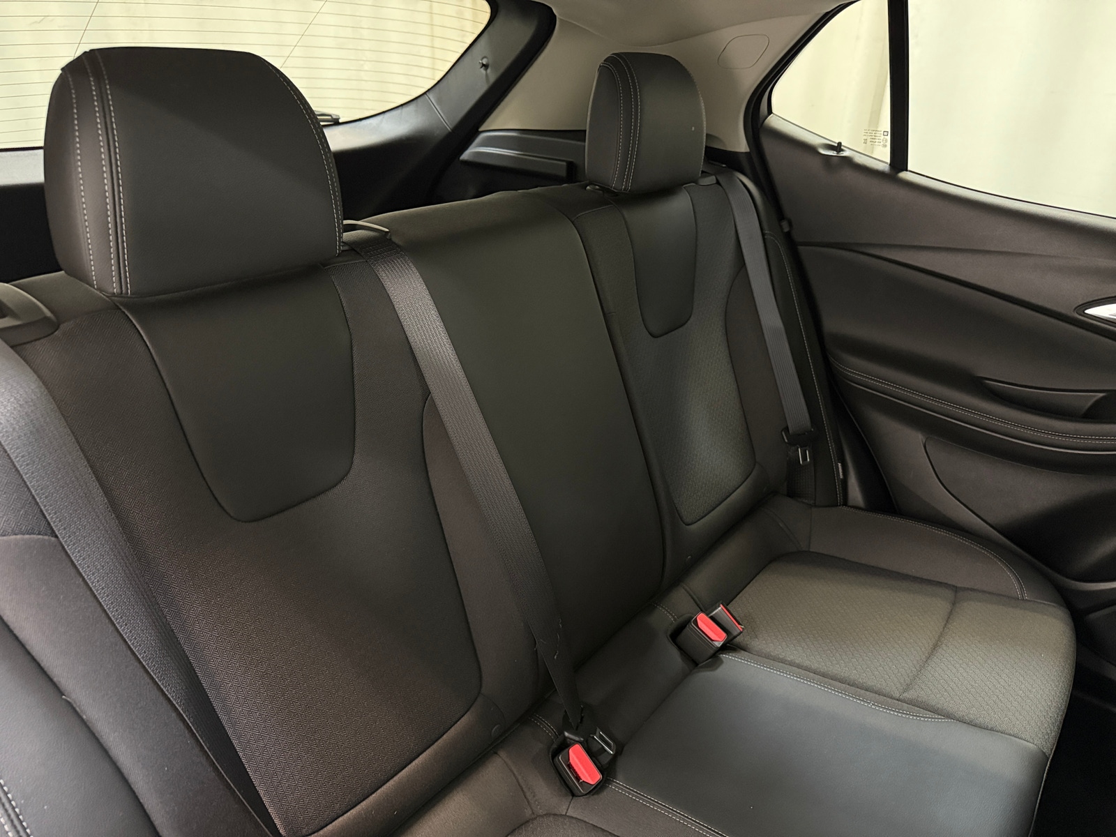 Thumbnail: 2025 Buick Encore GX - 5