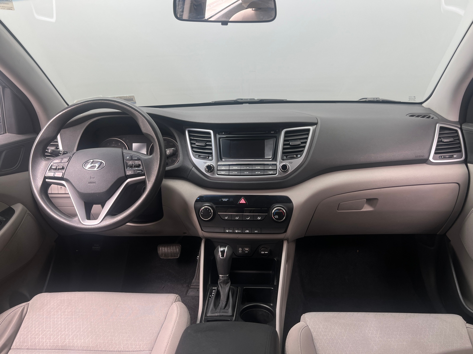 Thumbnail: 2016 Hyundai Tucson - 3