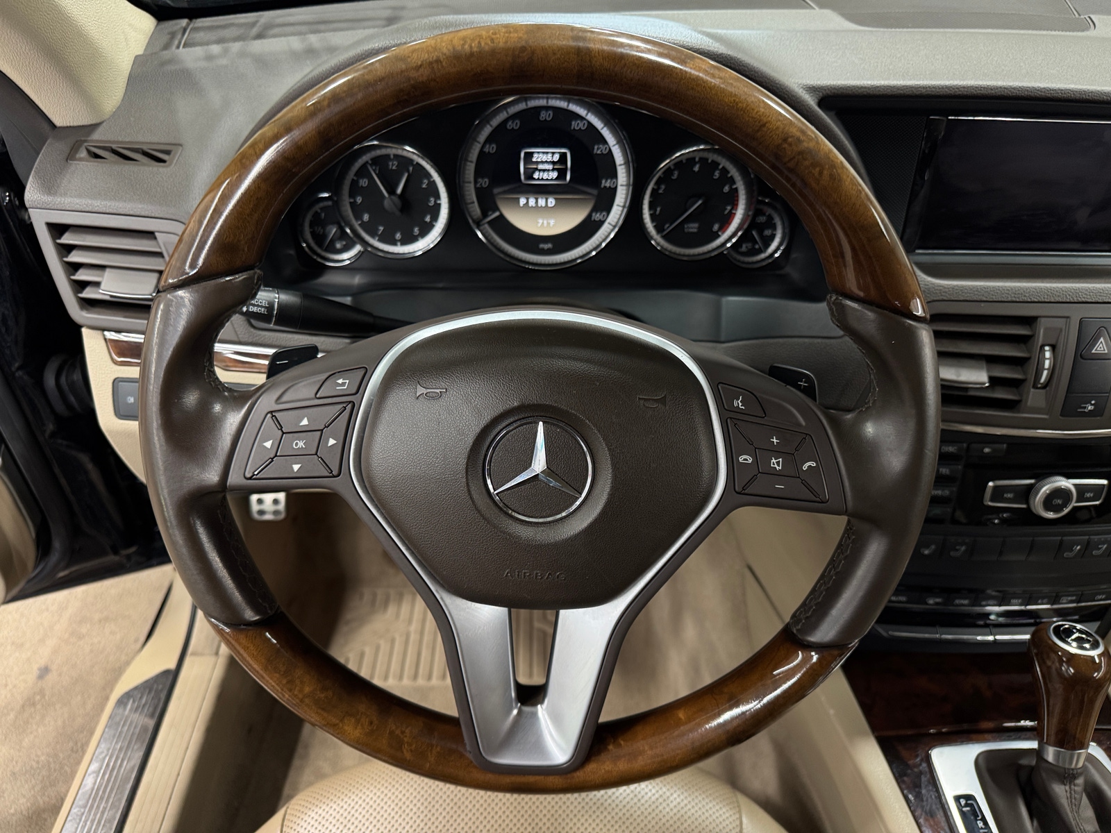 Thumbnail: 2012 Mercedes-Benz E-Class - 4
