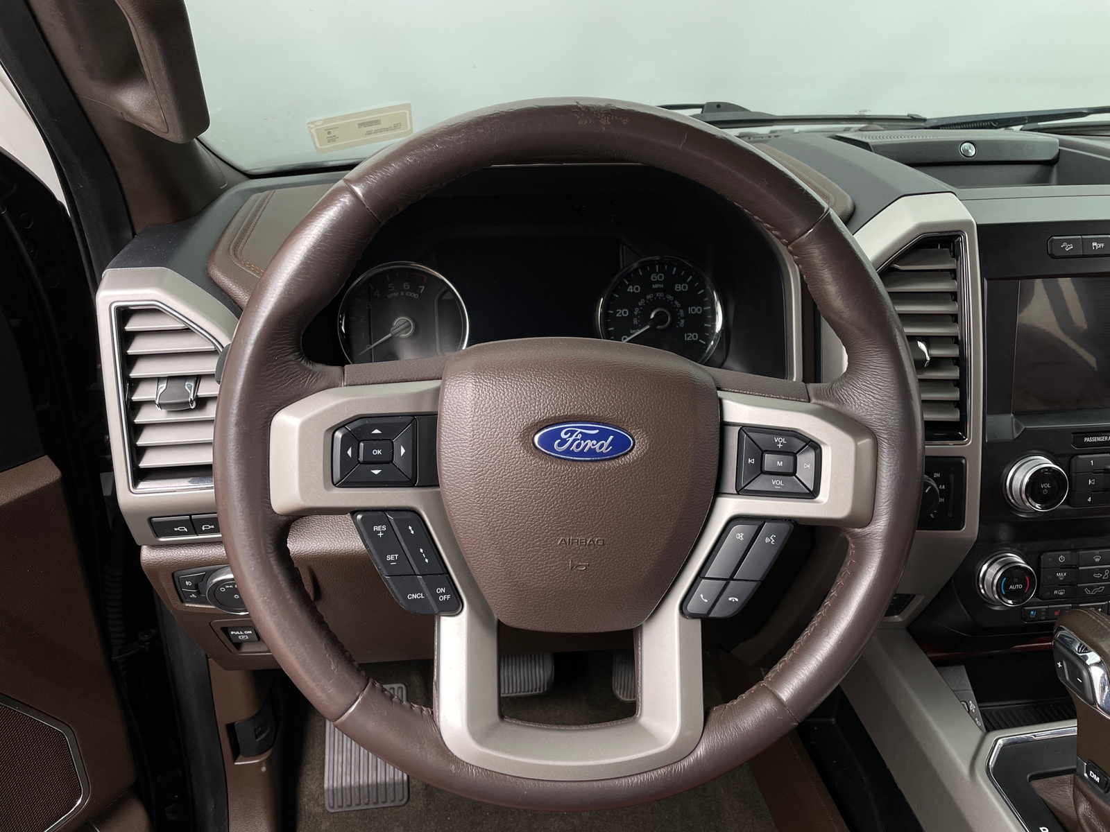 Thumbnail: 2019 Ford Econoline - 4