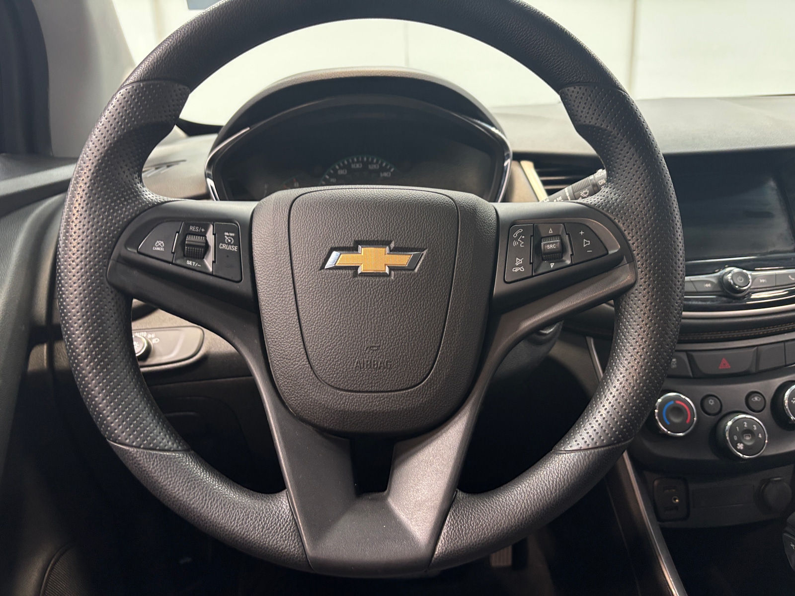 Thumbnail: 2019 Chevrolet Trax - 5
