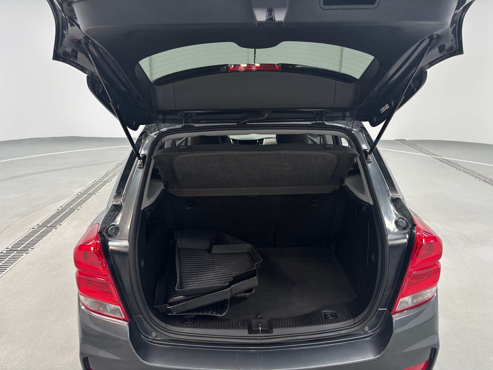 Thumbnail: 2019 Chevrolet Trax - 7