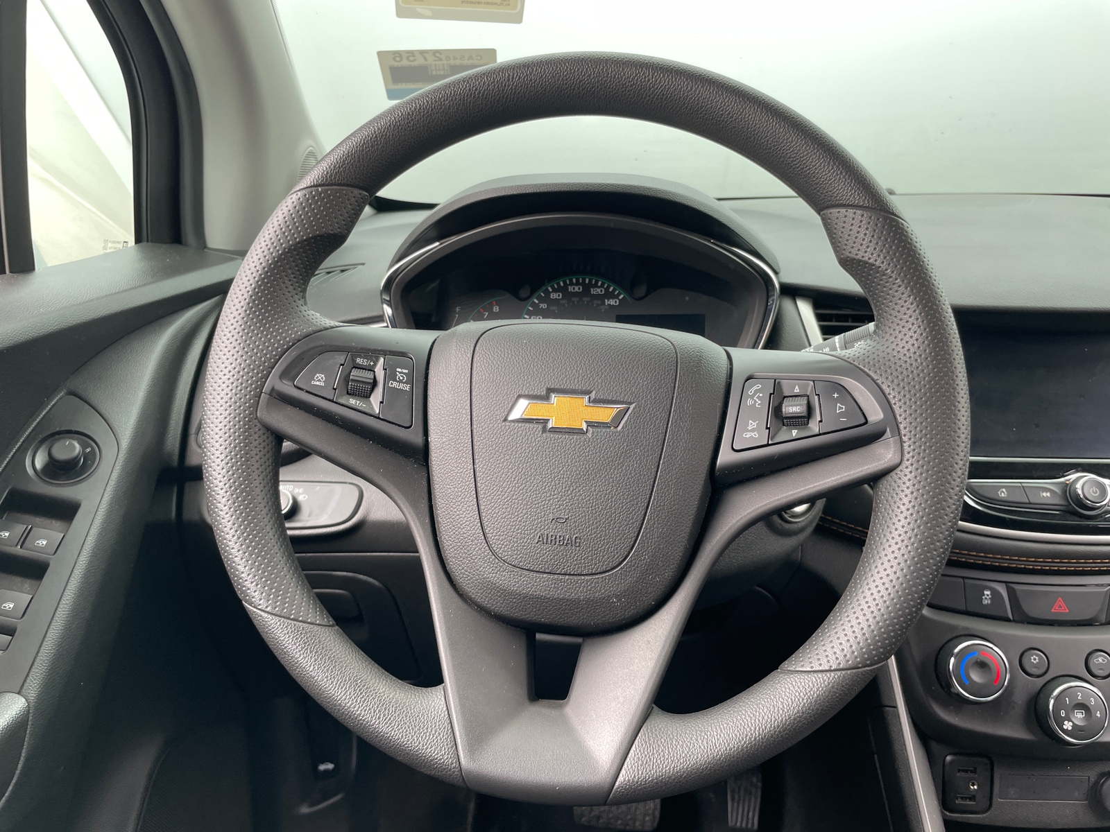 Thumbnail: 2022 Chevrolet Trax - 5