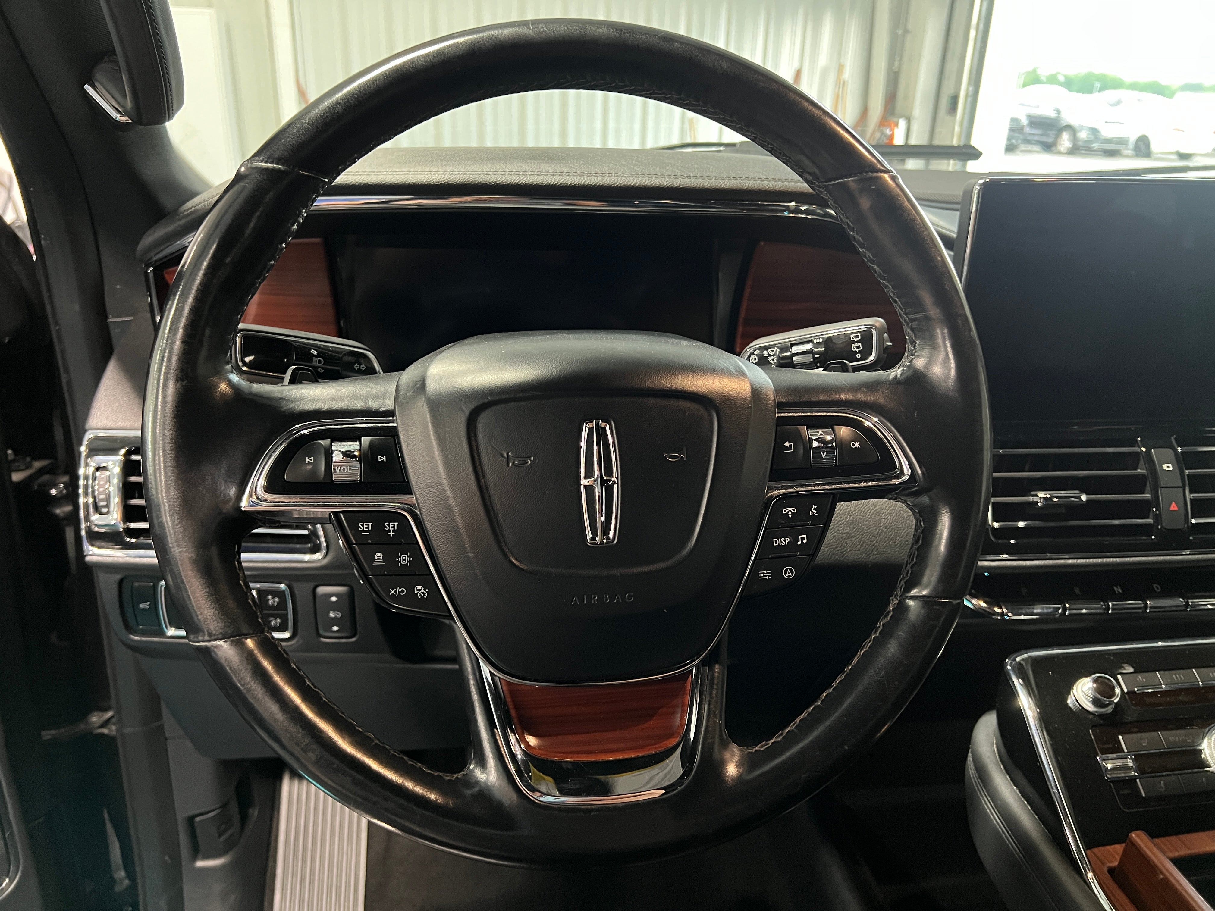 2023 Lincoln Navigator Standard L