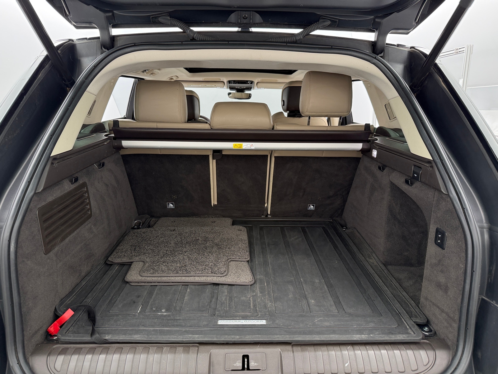 Thumbnail: 2021 Land Rover Range Rover Sport - 6