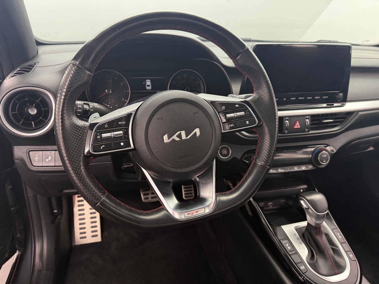 Thumbnail: 2024 Kia Forte - 5