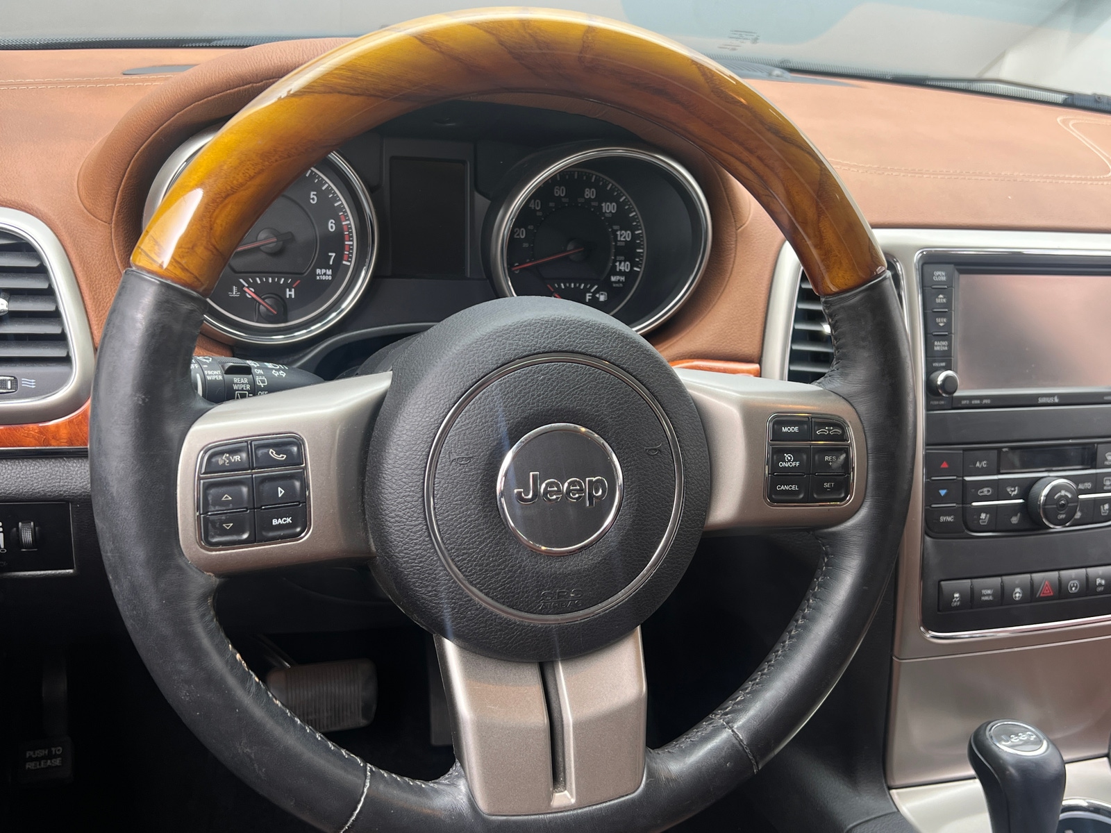 Thumbnail: 2013 Jeep Grand Cherokee - 4
