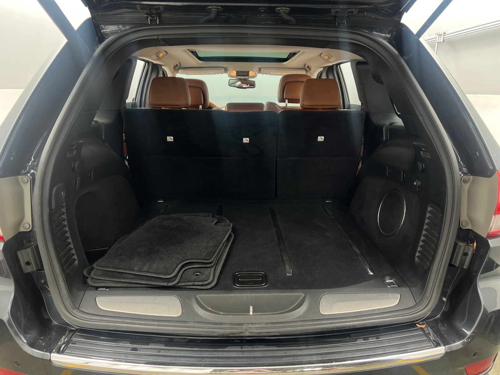 Thumbnail: 2013 Jeep Grand Cherokee - 6