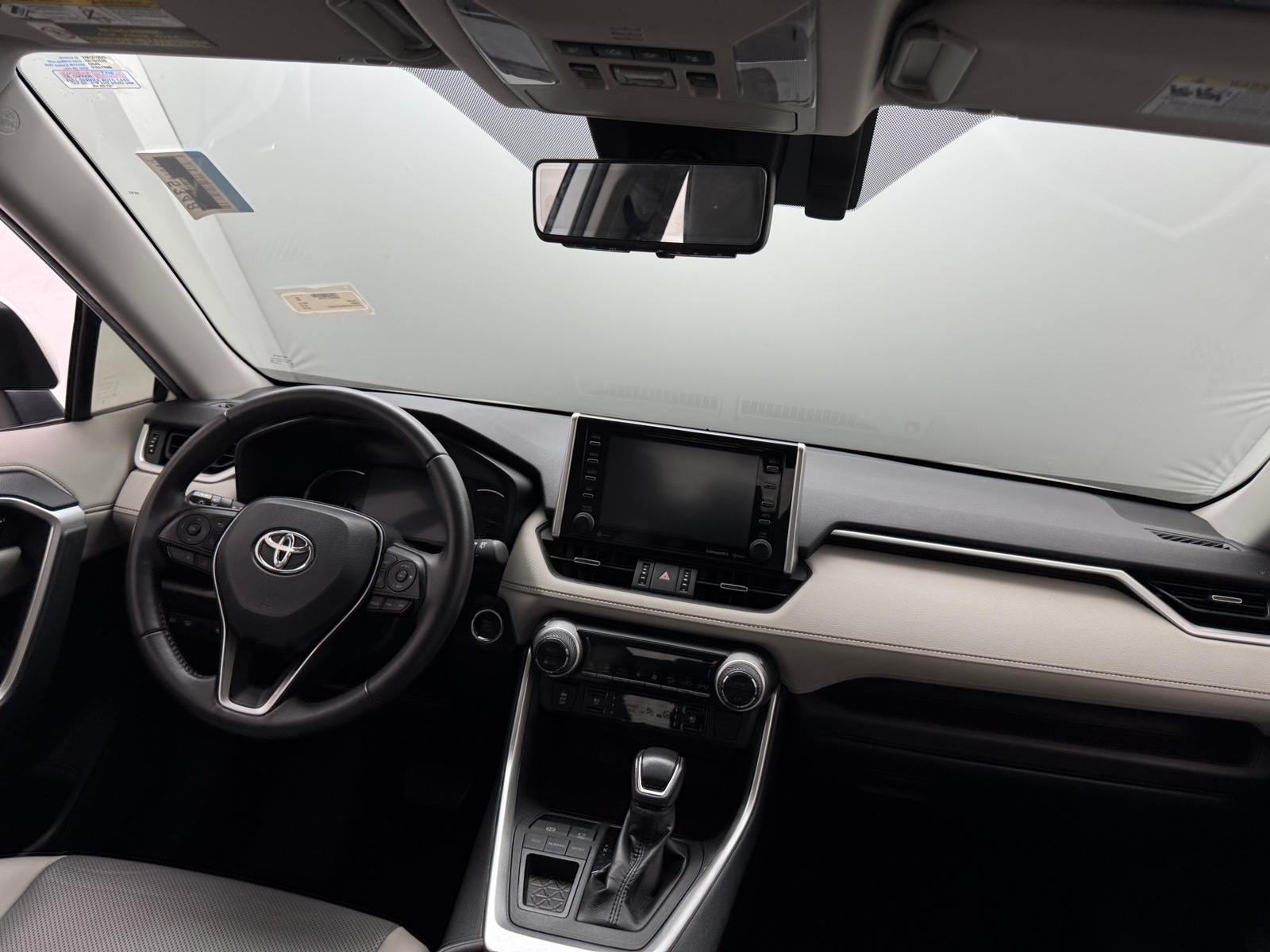 Thumbnail: 2019 Toyota RAV4 - 2