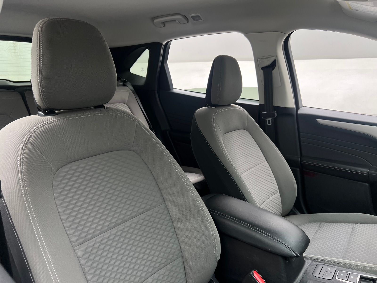 Thumbnail: 2021 Ford Escape - 2