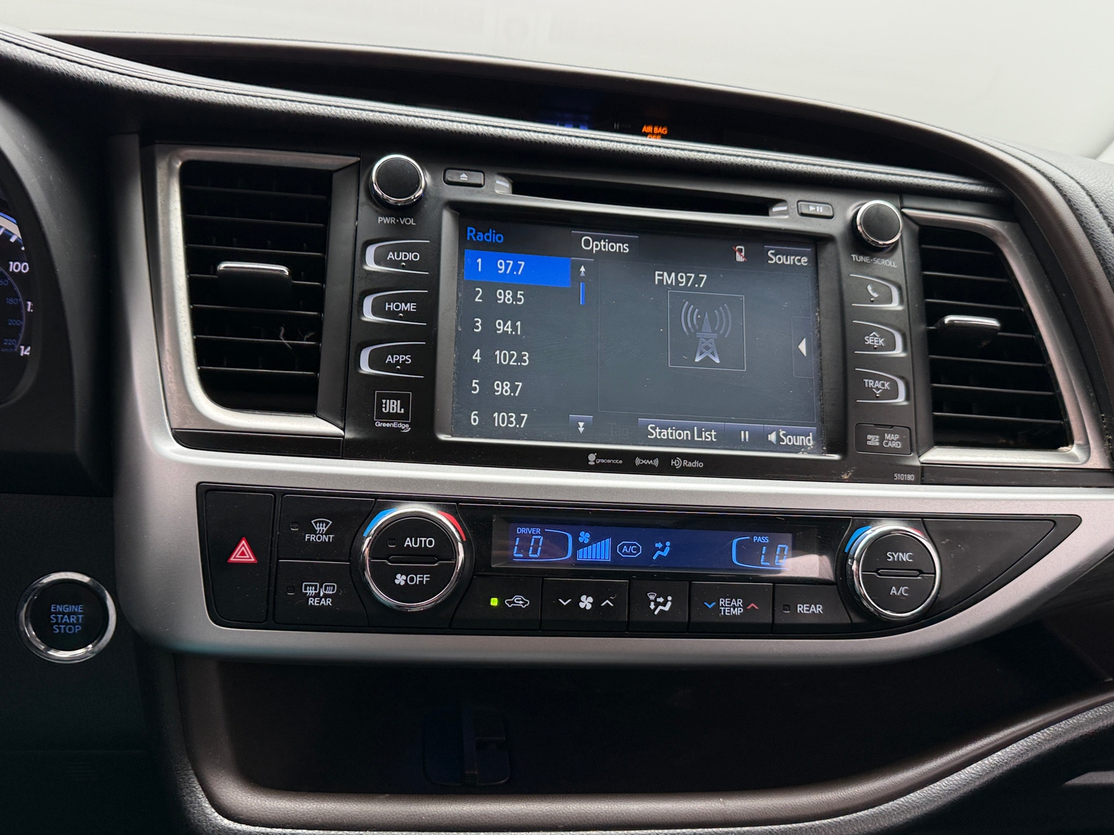 Thumbnail: 2017 Toyota Highlander - 3