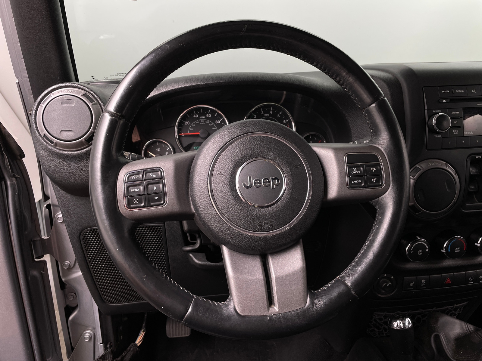 Thumbnail: 2016 Jeep Wrangler - 5