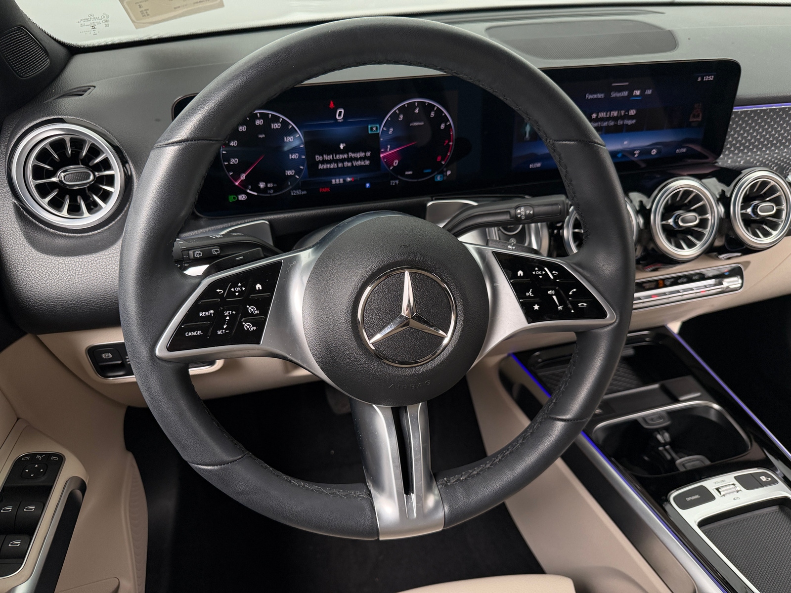 Thumbnail: 2025 Mercedes-Benz GLB - 4