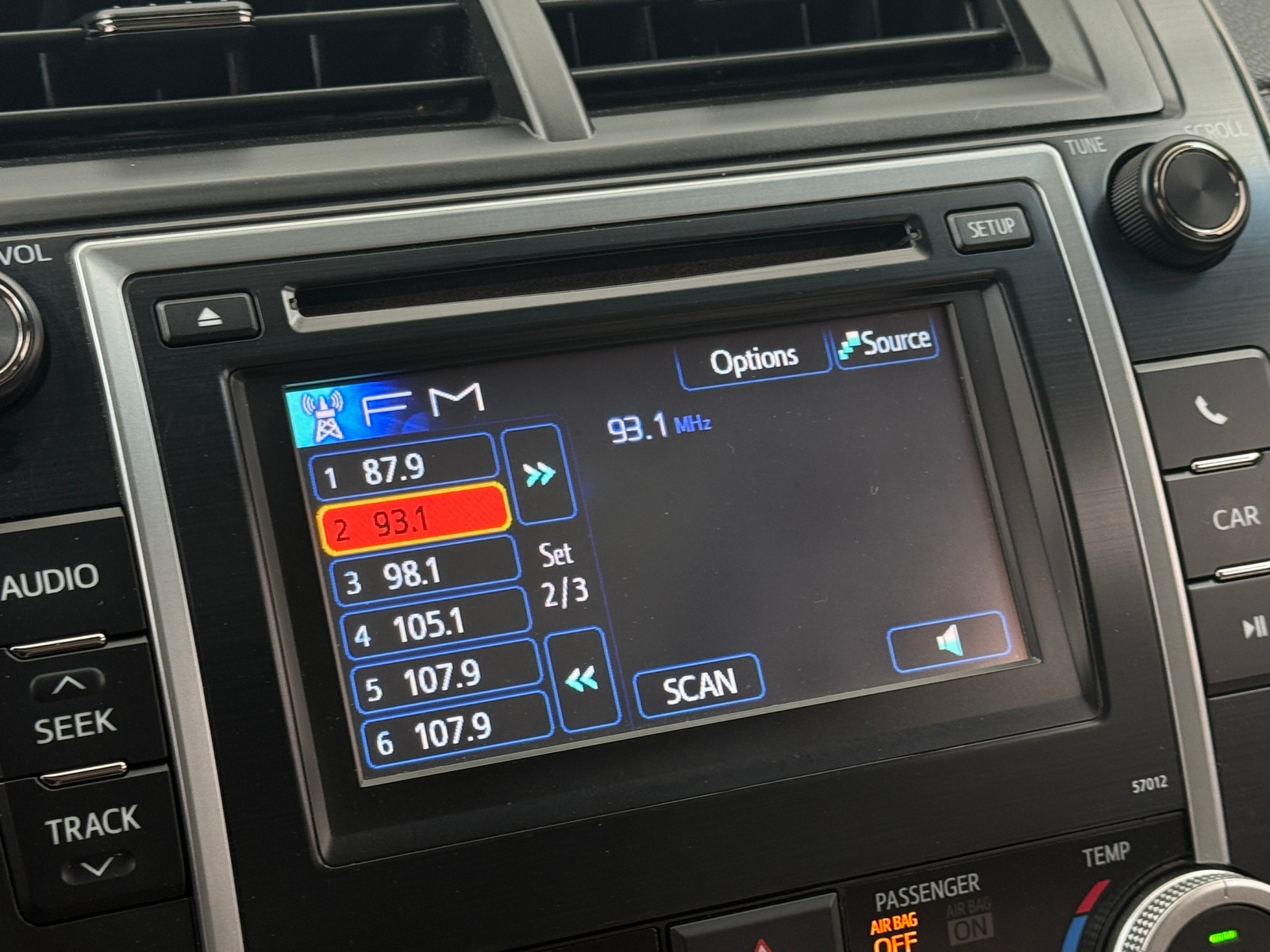 Thumbnail: 2012 Toyota Camry - 4