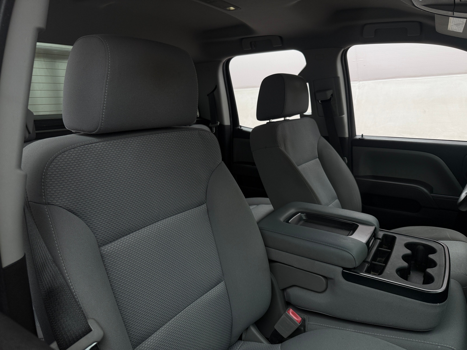 Thumbnail: 2018 Chevrolet Silverado 1500 - 2