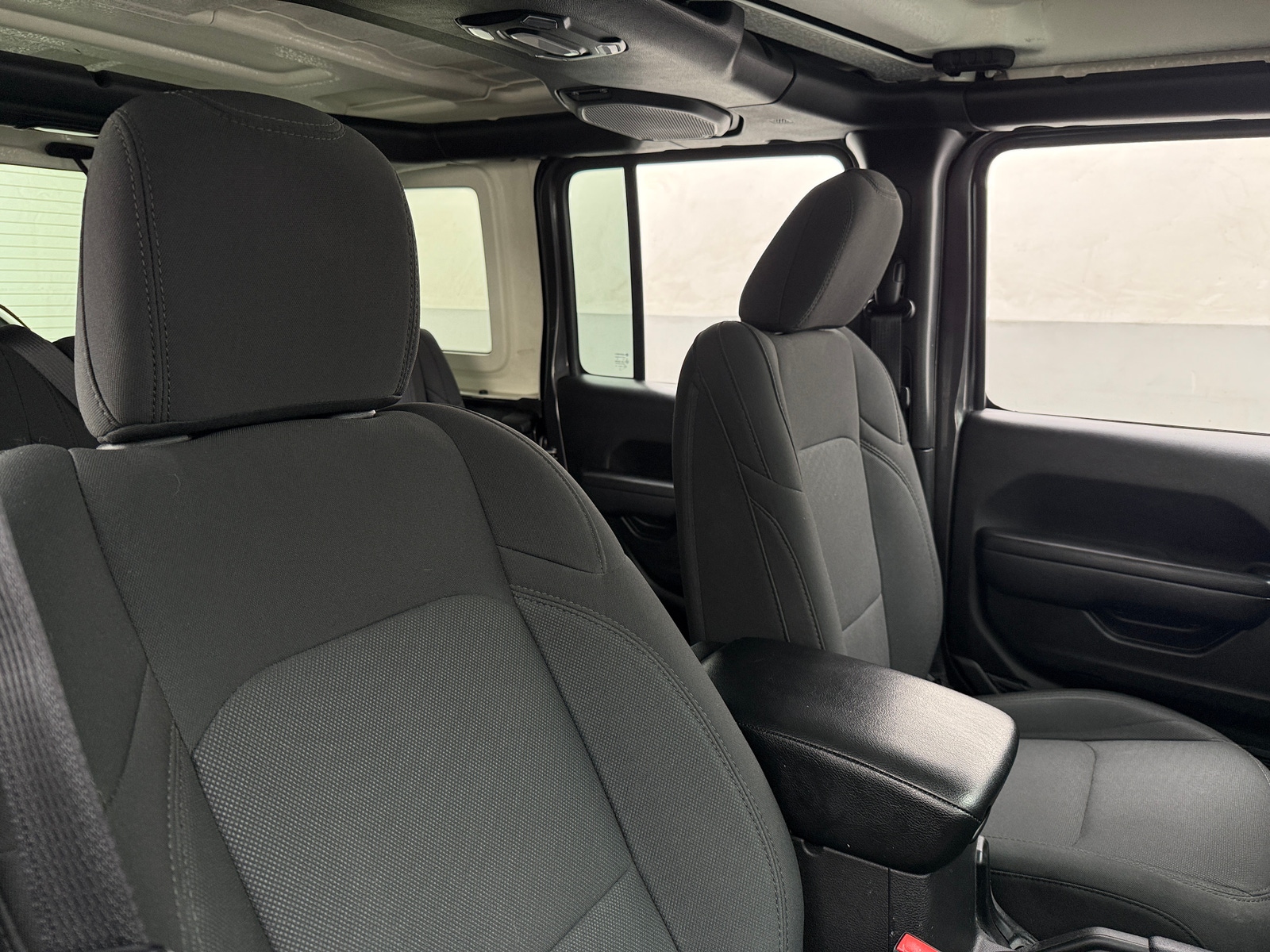 Thumbnail: 2022 Jeep Wrangler - 2