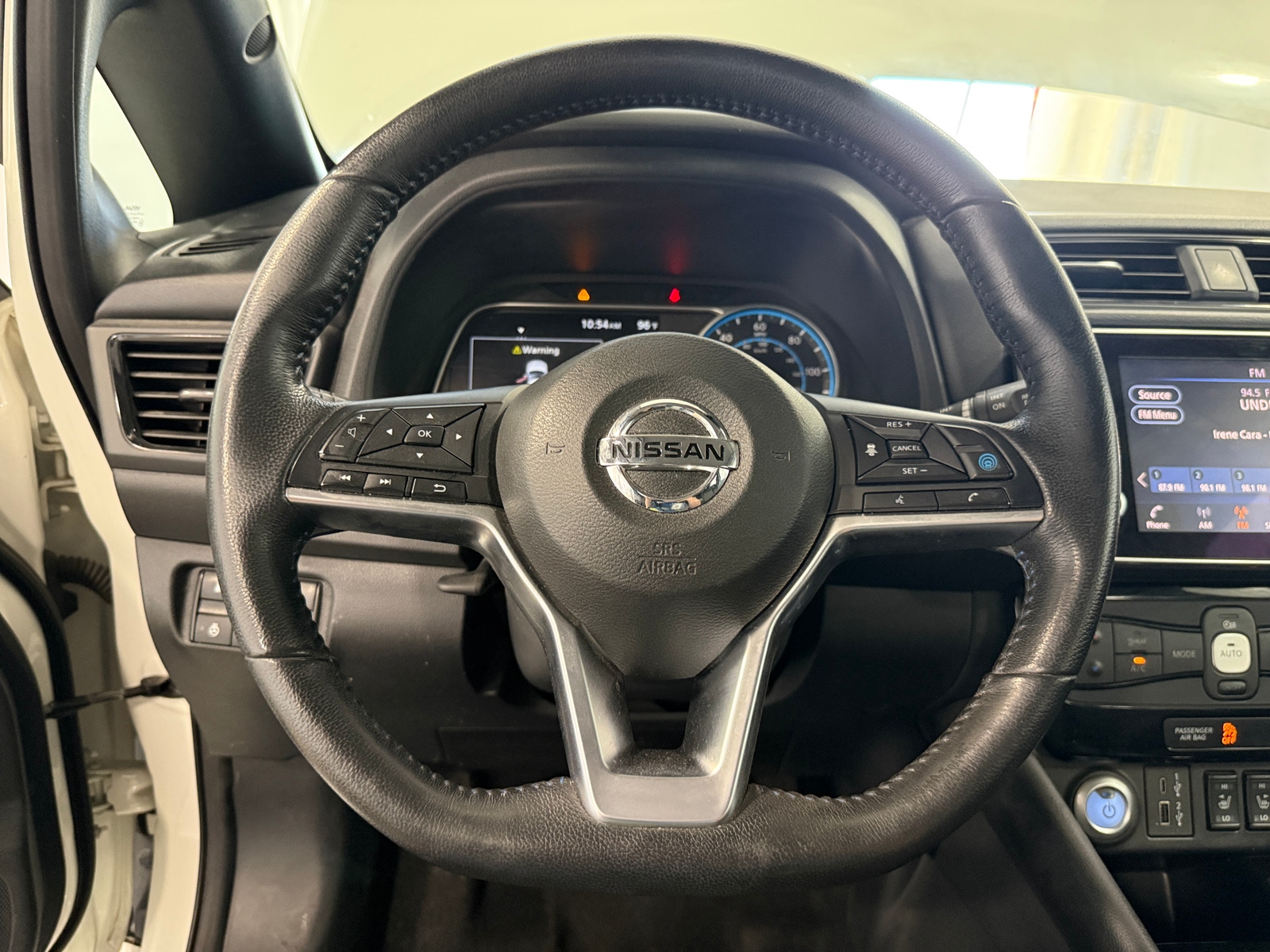Thumbnail: 2022 Nissan Leaf - 5