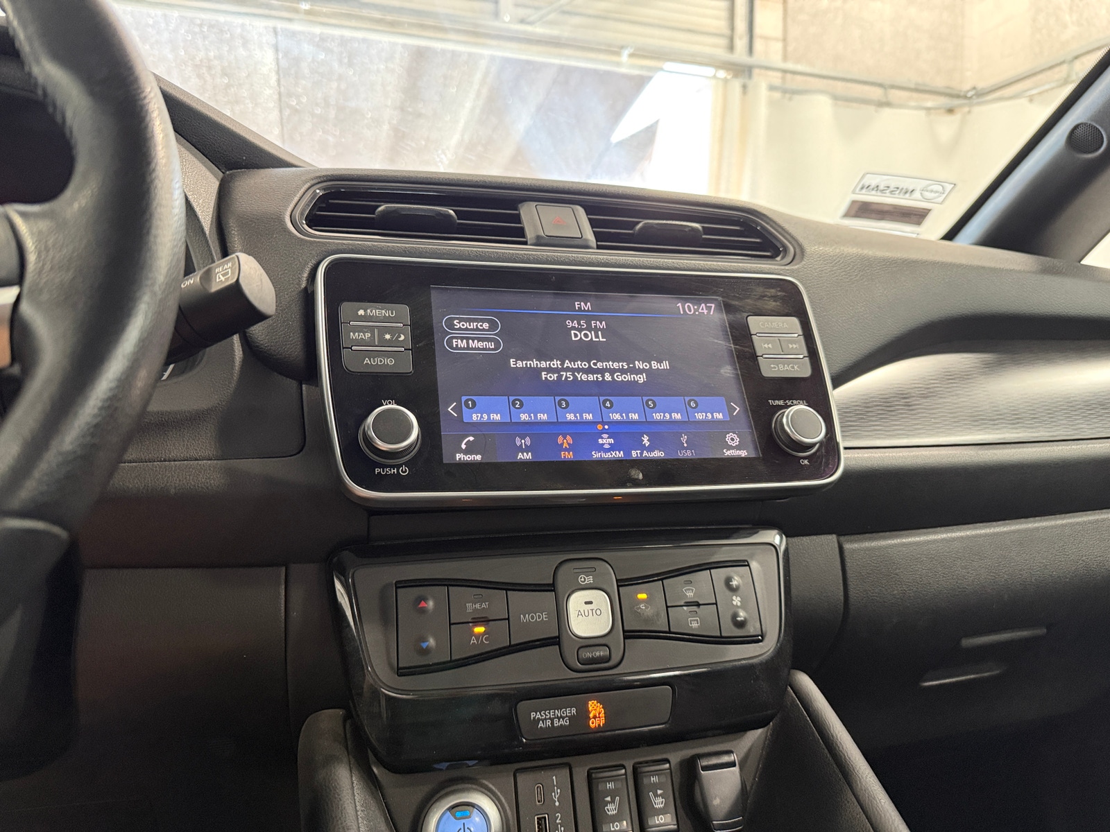 Thumbnail: 2022 Nissan Leaf - 4