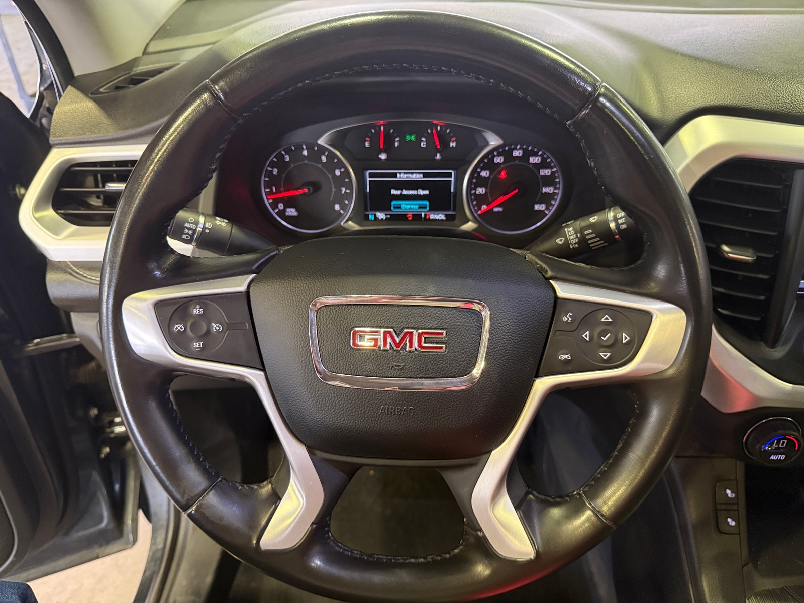 Thumbnail: 2019 GMC Acadia - 4