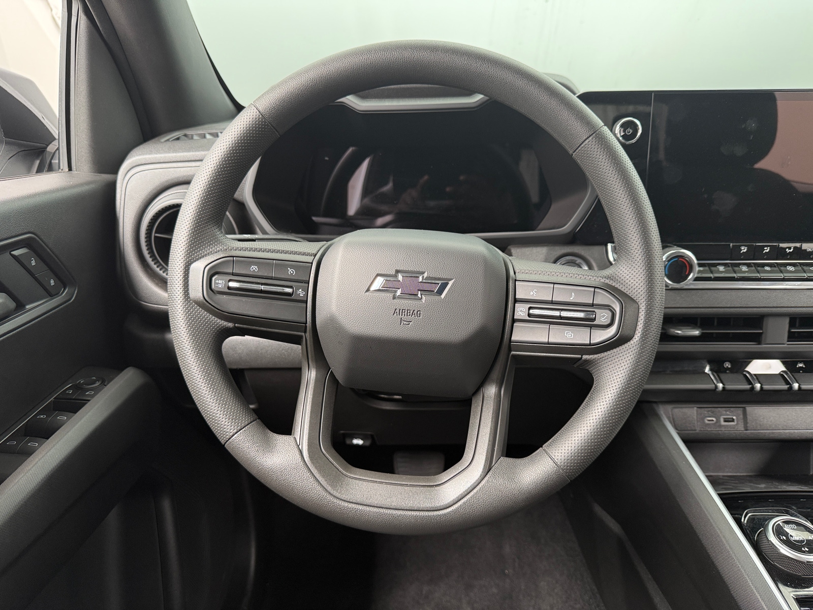 Thumbnail: 2026 Chevrolet Colorado - 5