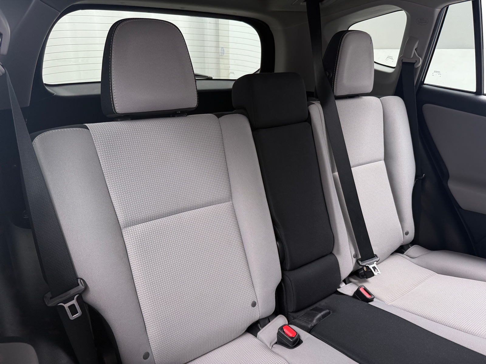 Thumbnail: 2018 Toyota RAV4 - 6