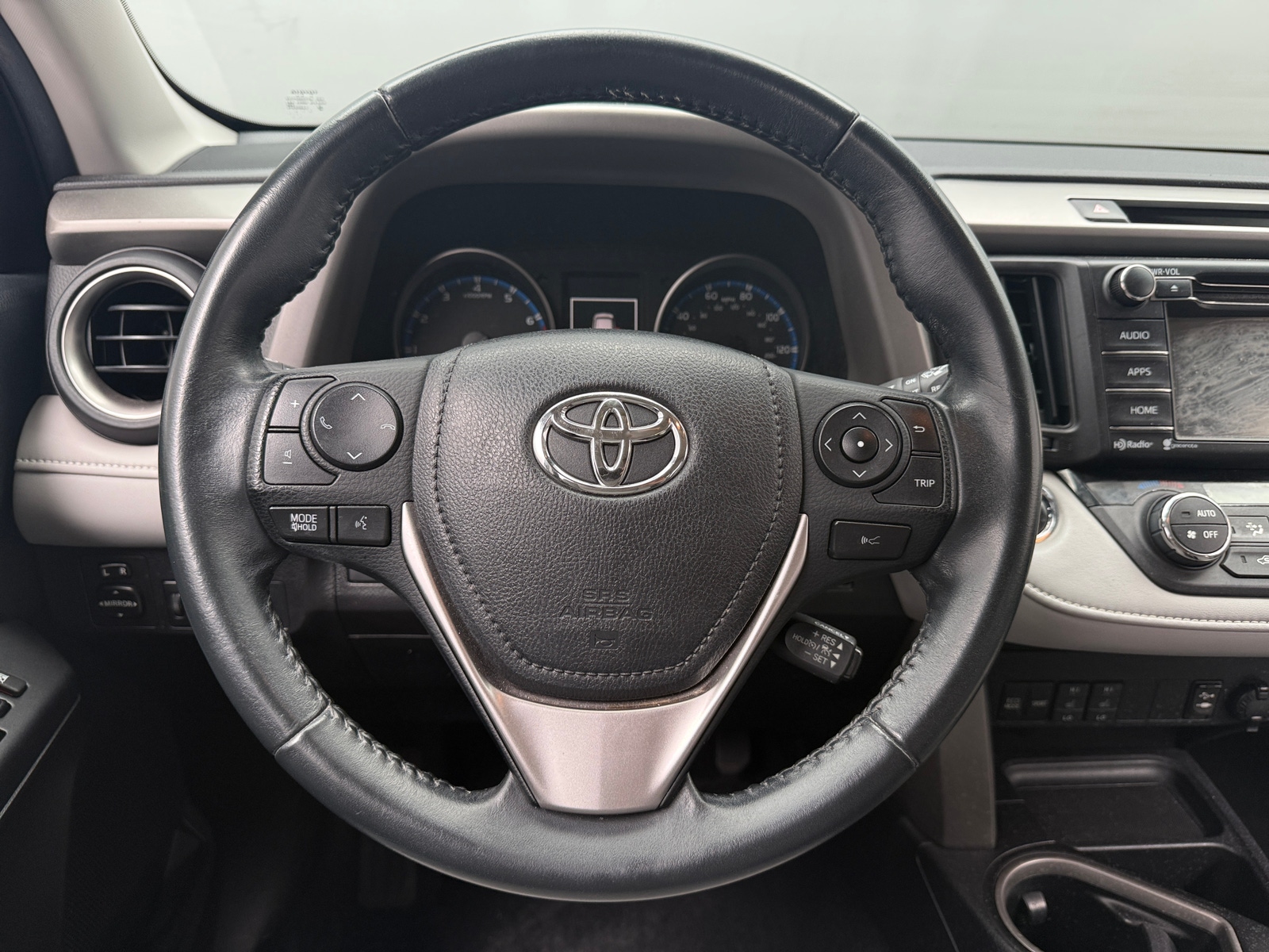 Thumbnail: 2018 Toyota RAV4 - 5