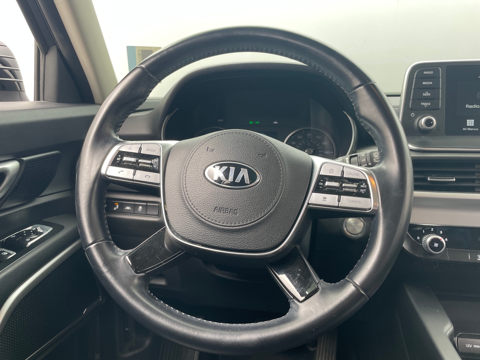 Thumbnail: 2021 Kia Telluride - 4